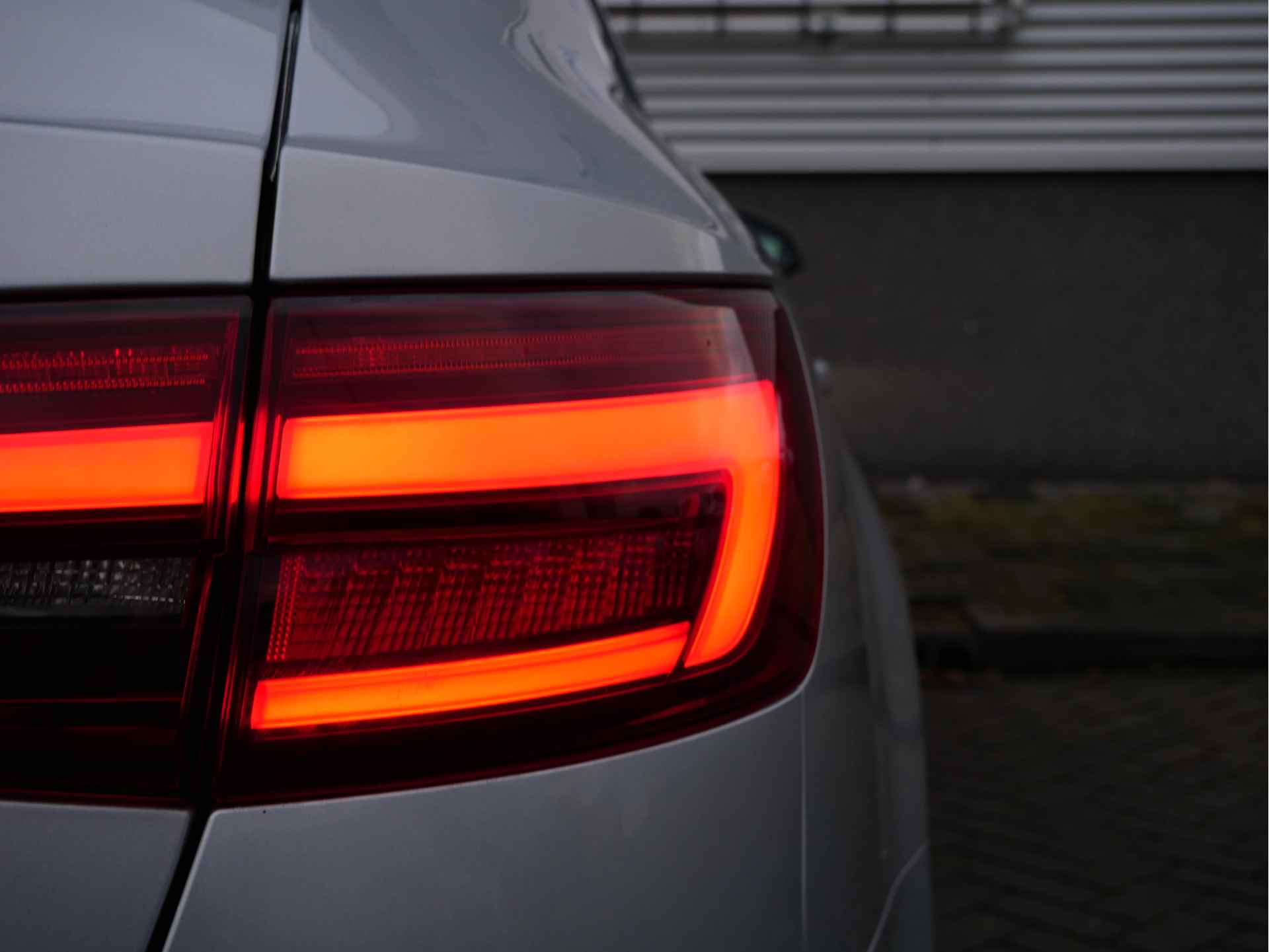 Audi A4 Lease Edition 35 TFSI 110 kW / 150 pk Avant 7 versn. S-tronic Wegklapbare Trekhaak | MMI navigatie| Stoelverwarming| - 6/37
