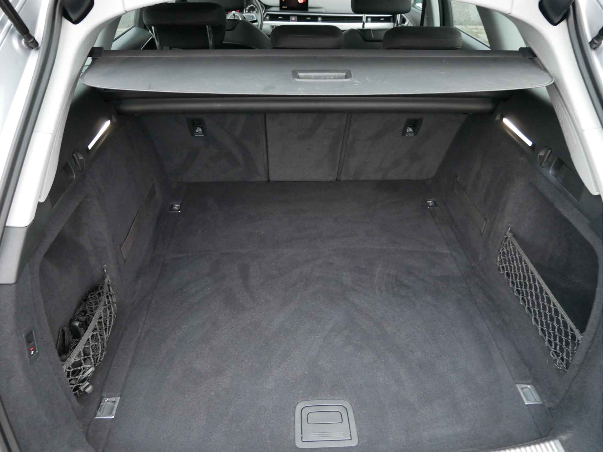 Audi A4 Lease Edition 35 TFSI 110 kW / 150 pk Avant 7 versn. S-tronic Wegklapbare Trekhaak | MMI navigatie| Stoelverwarming| - 7/37
