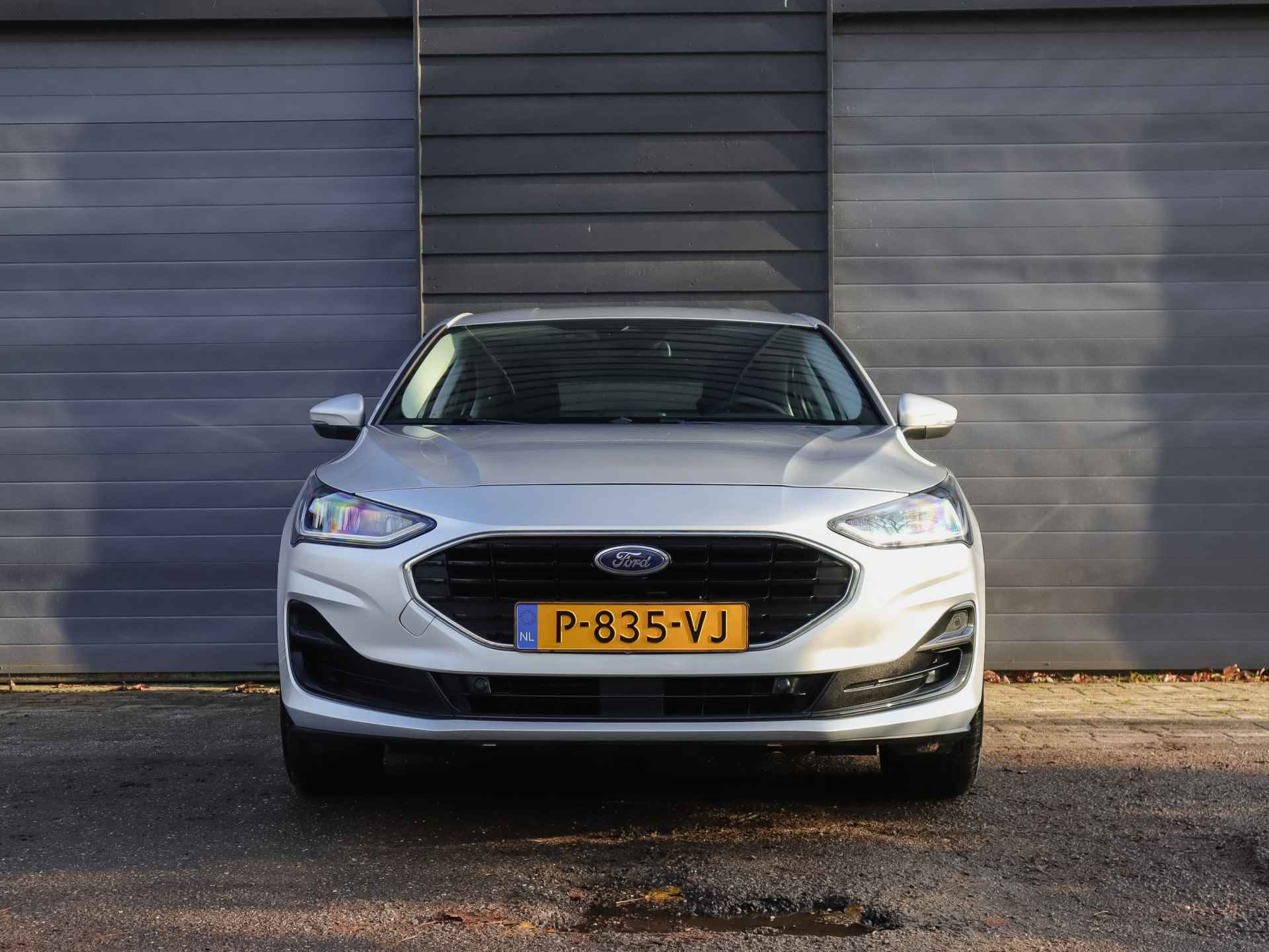 Ford Focus 1.0i Hybrid Connected, (149PK) 1e-Eig, Ford-Dealer-Onderh, 12-Mnd-BOVAG, NL-Auto, Navigatie/Apple-Carplay/Android-Auto, Parkeersensoren-V+A, Cruise-Control, Airco, DAB, Lane-Assist, Privacy-Glas, Sportstoelen, Led-Koplampen, Adaptieve-Cruise-Control - 14/55
