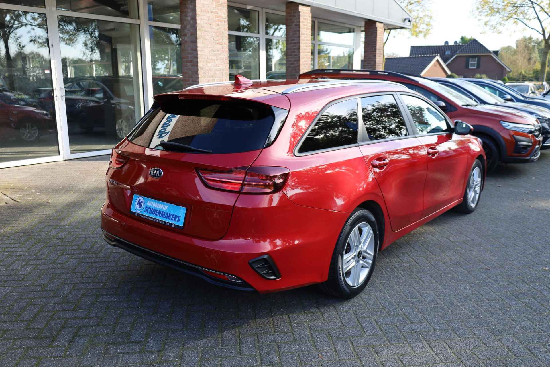 Kia Ceed Sportswagon 1.0 T-GDi CAMERA DAB CRUISE CLIMA CARPLAY STOEL/STUURVERWARMING START/STOP - 4/44