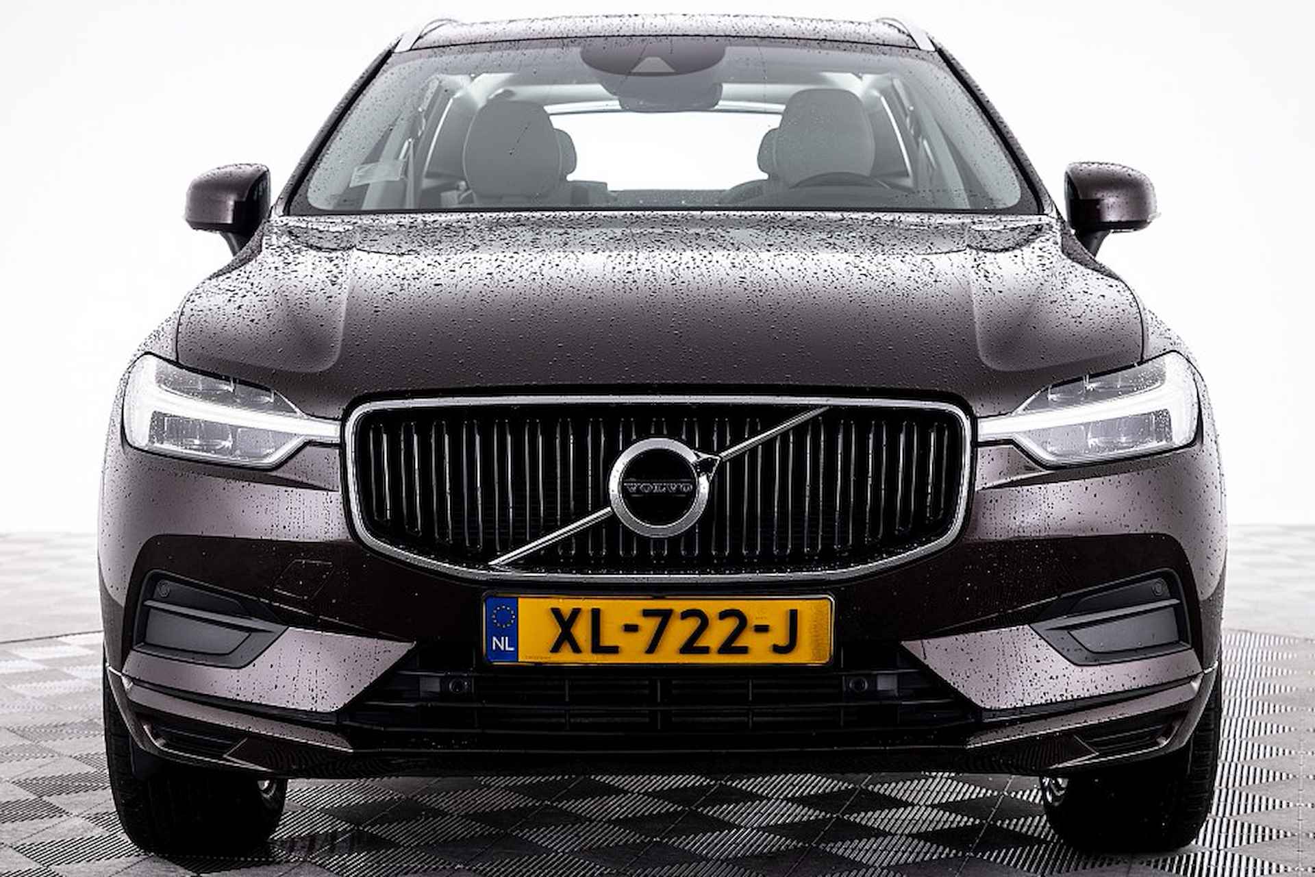 Volvo XC60 2.0 T5 Momentum | Full LED | Half LEDER | NAVI | ECC . - 18/27