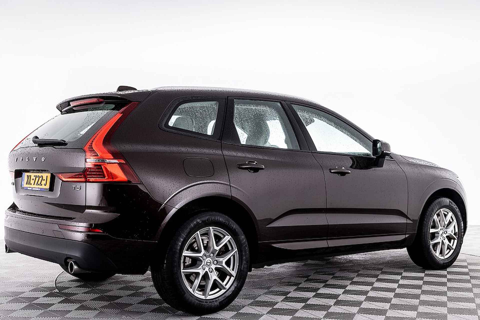 Volvo XC60 2.0 T5 Momentum | Full LED | Half LEDER | NAVI | ECC . - 22/27