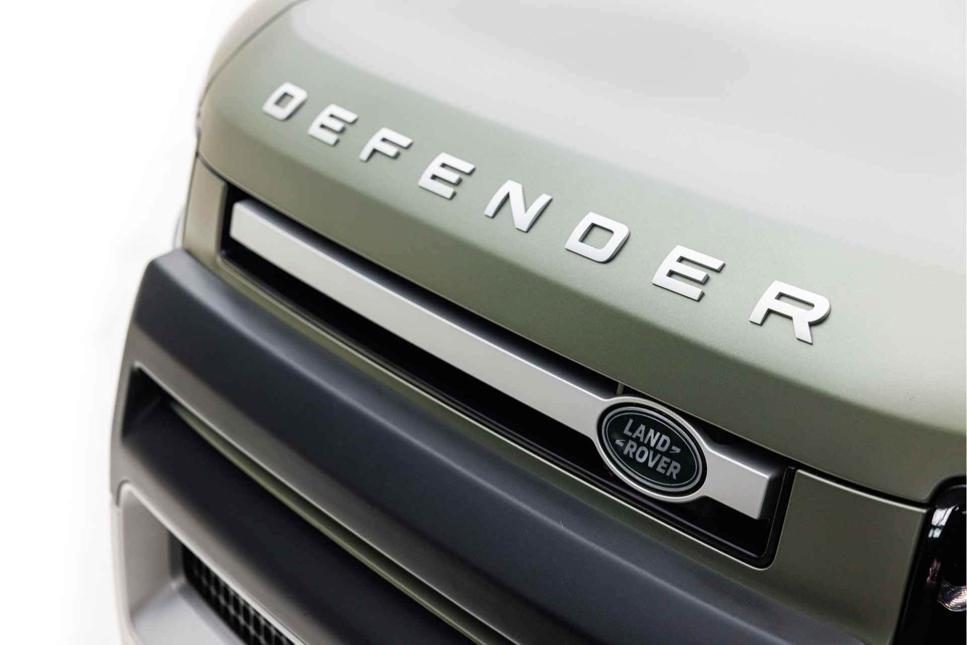 Land Rover Defender P400e 110 HSE | Head-up | Stoffen vouwbaar dak | El. Trekhaak | Meridian Surround | 20 inch | Satin beschermfolie lak - 32/41