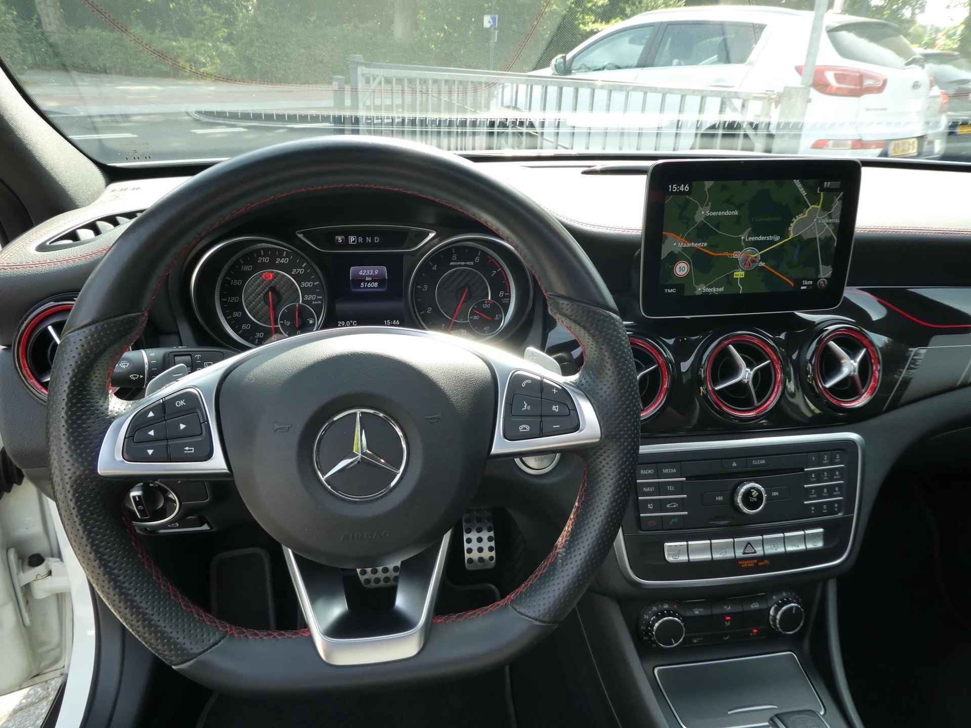 Mercedes-Benz GLA-klasse 45 AMG 4Matic 381PK Premium 1eEig|65dKM|Panorama|Camera|Carplay - 13/48