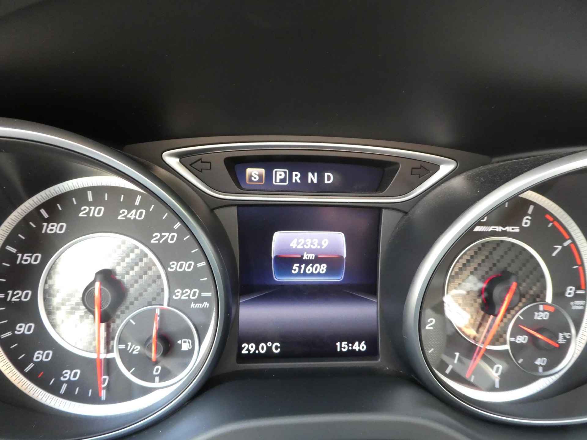 Mercedes-Benz GLA-klasse 45 AMG 4Matic 381PK Premium 1eEig|65dKM|Panorama|Camera|Carplay - 36/48
