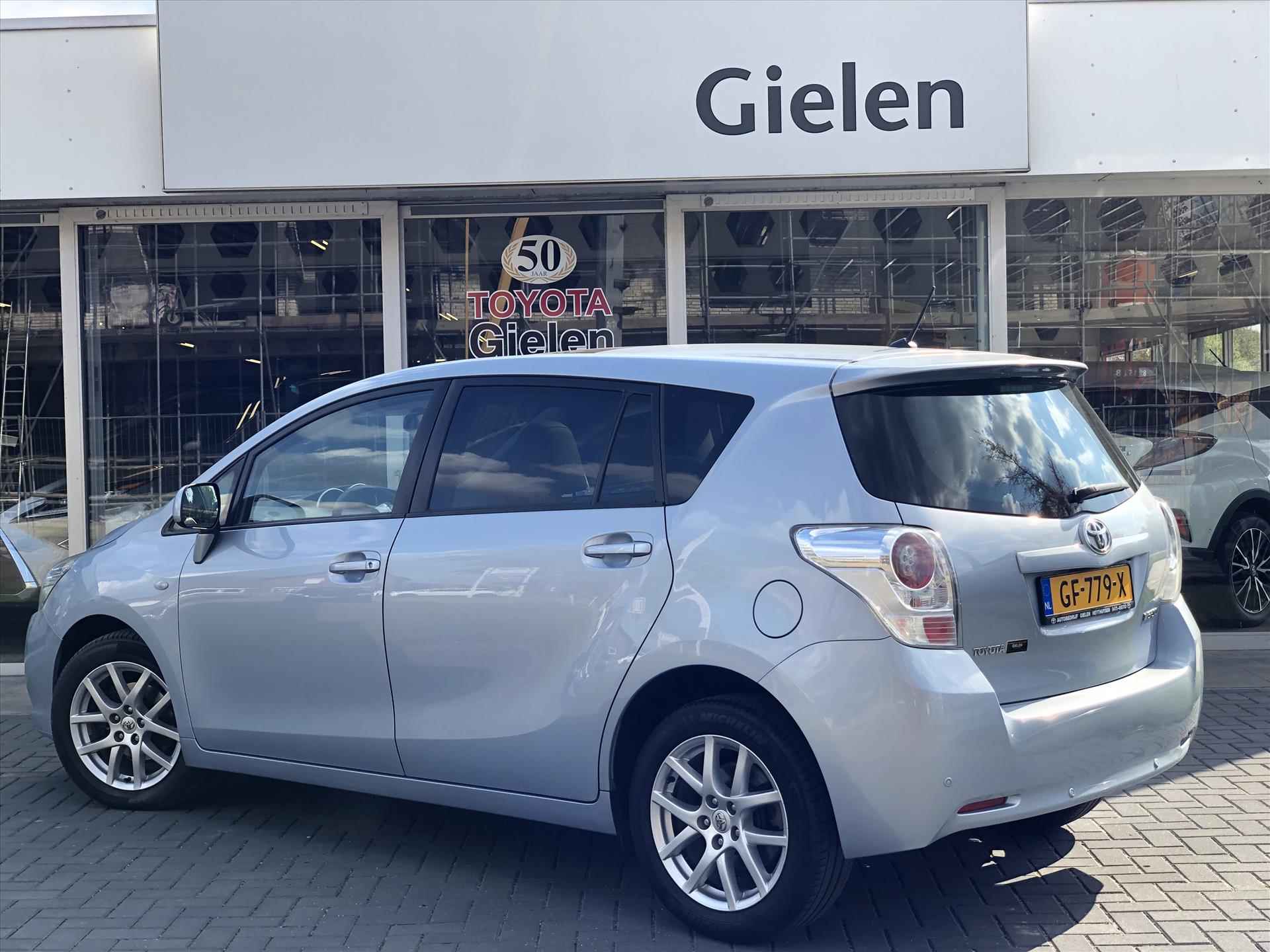 Toyota Verso 1.8 VVT-i Dynamic 7 Persoons | Leer, stoelverwarming, Navigatie, Parkeersensoren, Panoramadak! - 33/37