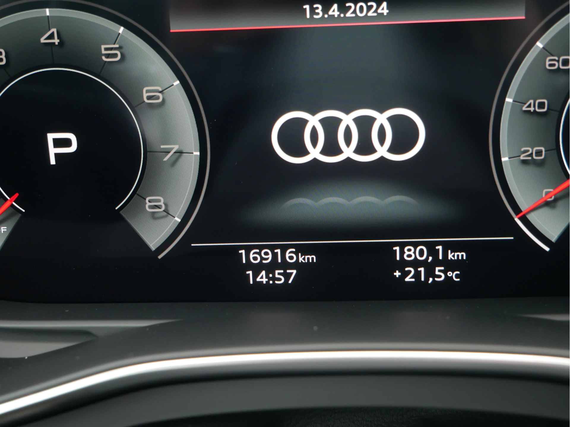 Audi A6 Avant S edition Competition 40 TFSI 150 kW / 204 pk 7 versn. S-tronic Assistentie Tour| Stoelverwarming| Zwart Optiek | - 21/36