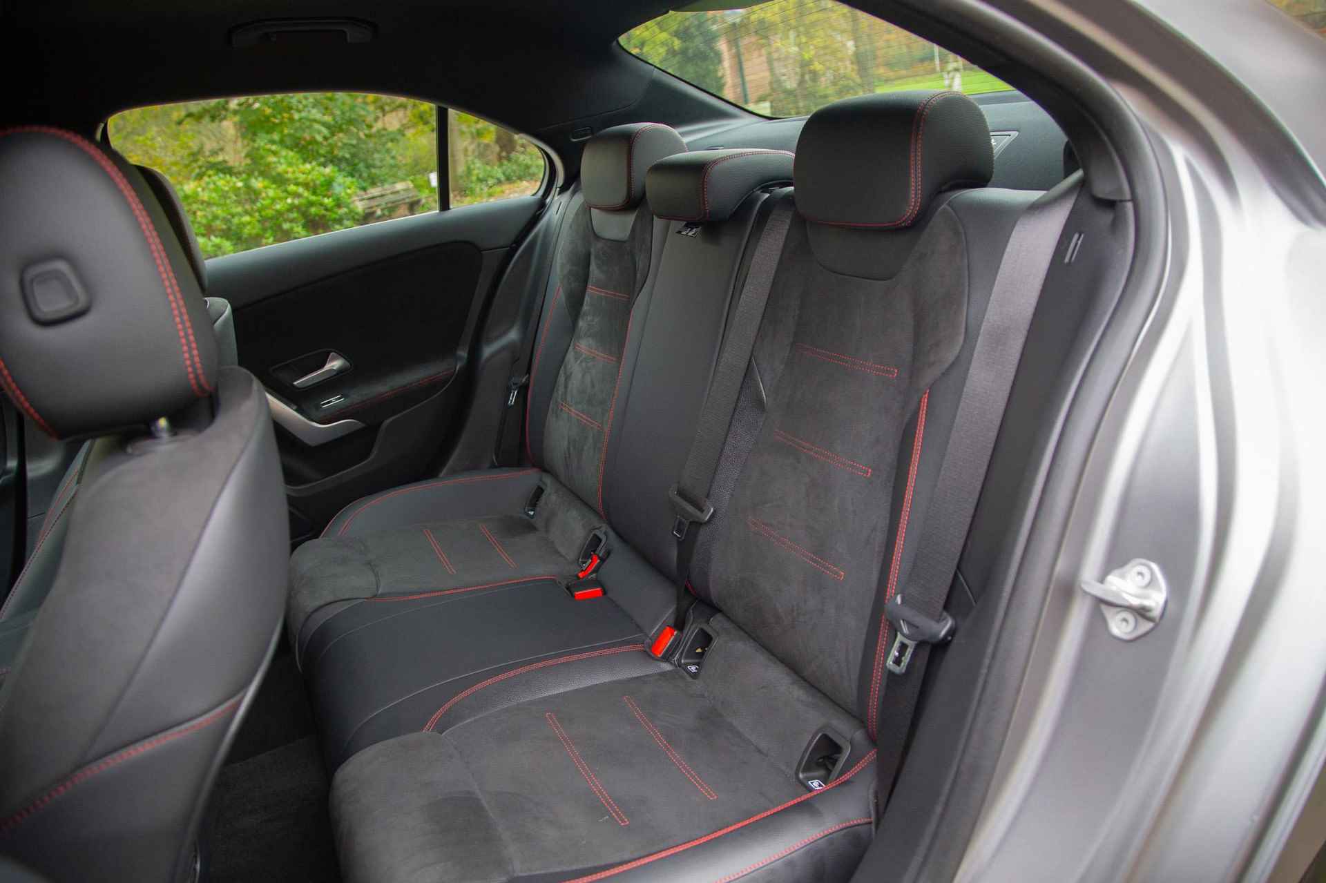 Mercedes-Benz A-klasse 200 AMG Matgrijs | Sportstoelen | 2e eign - 31/47