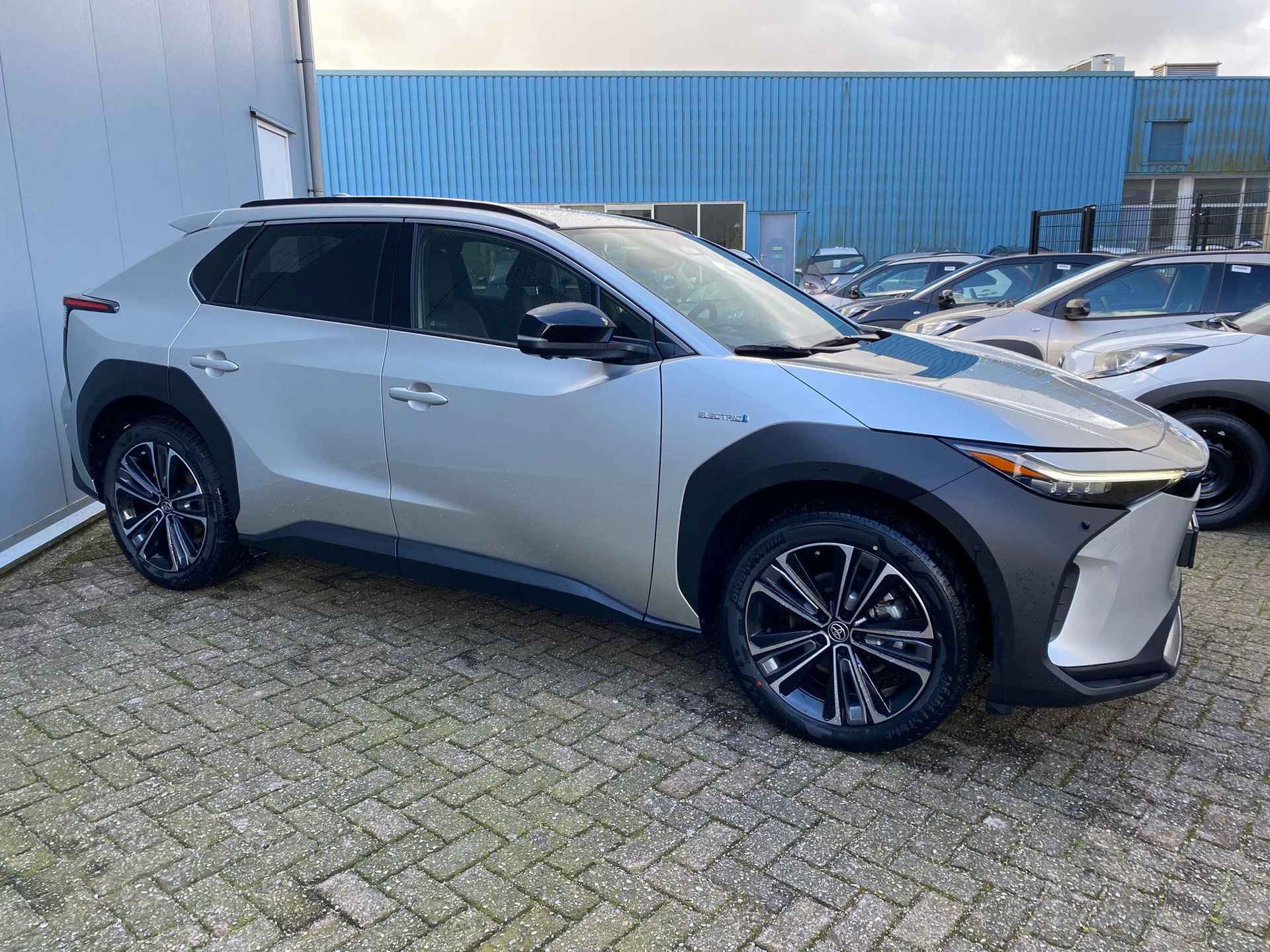 Toyota bZ4X Premium 71 kWh | NIEUW & DIRECT LEVERBAAR | incl. Alle Acties | 10 jaar Garantie | - 2/17