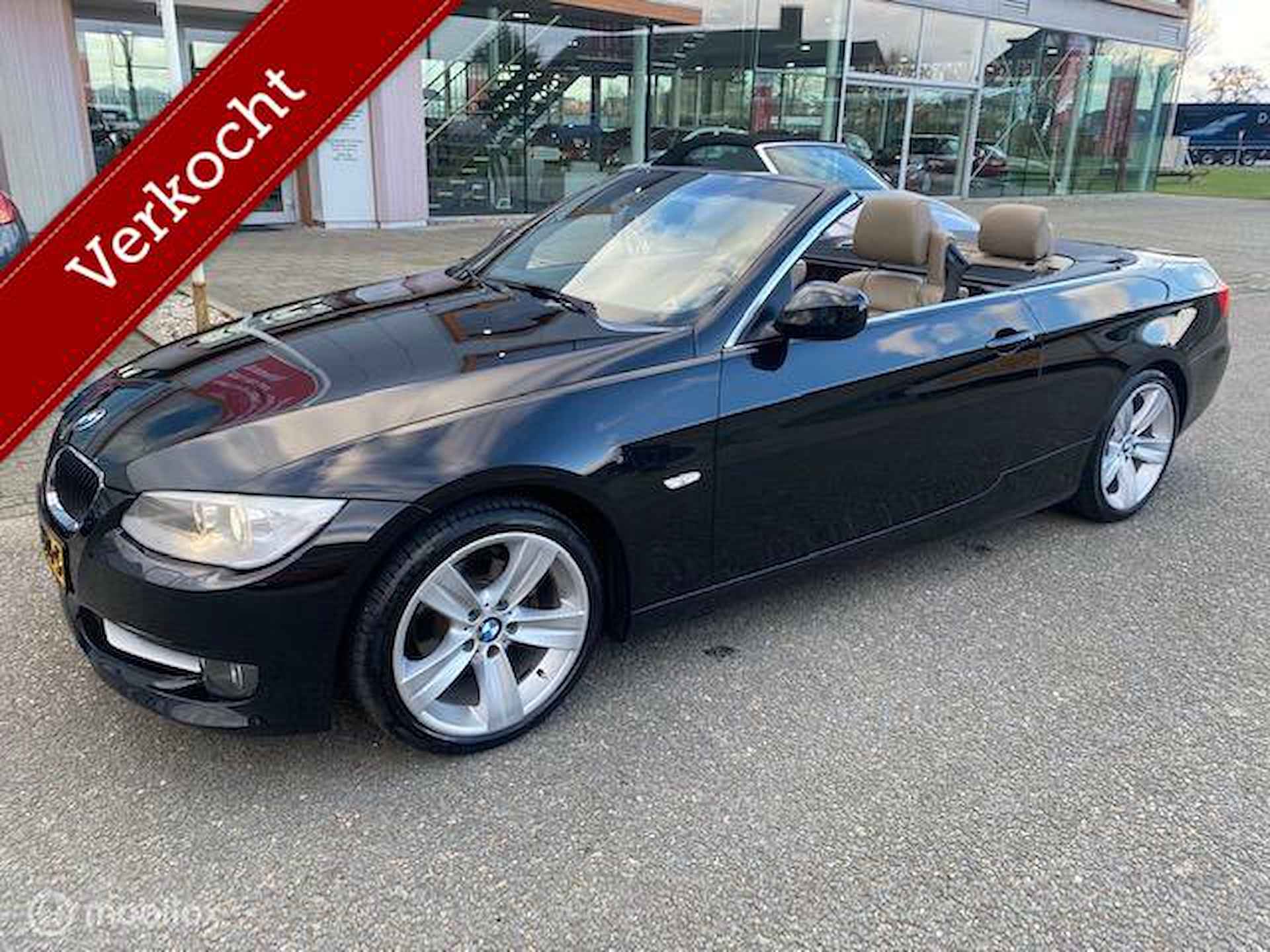 BMW 3-serie Cabrio 320i High Executive Automaat Trekhaak afneembaar , Nette NL auto , Stoel verwarming ,  goed onderhouden , in perfecte staat , Lage km stand - 16/32