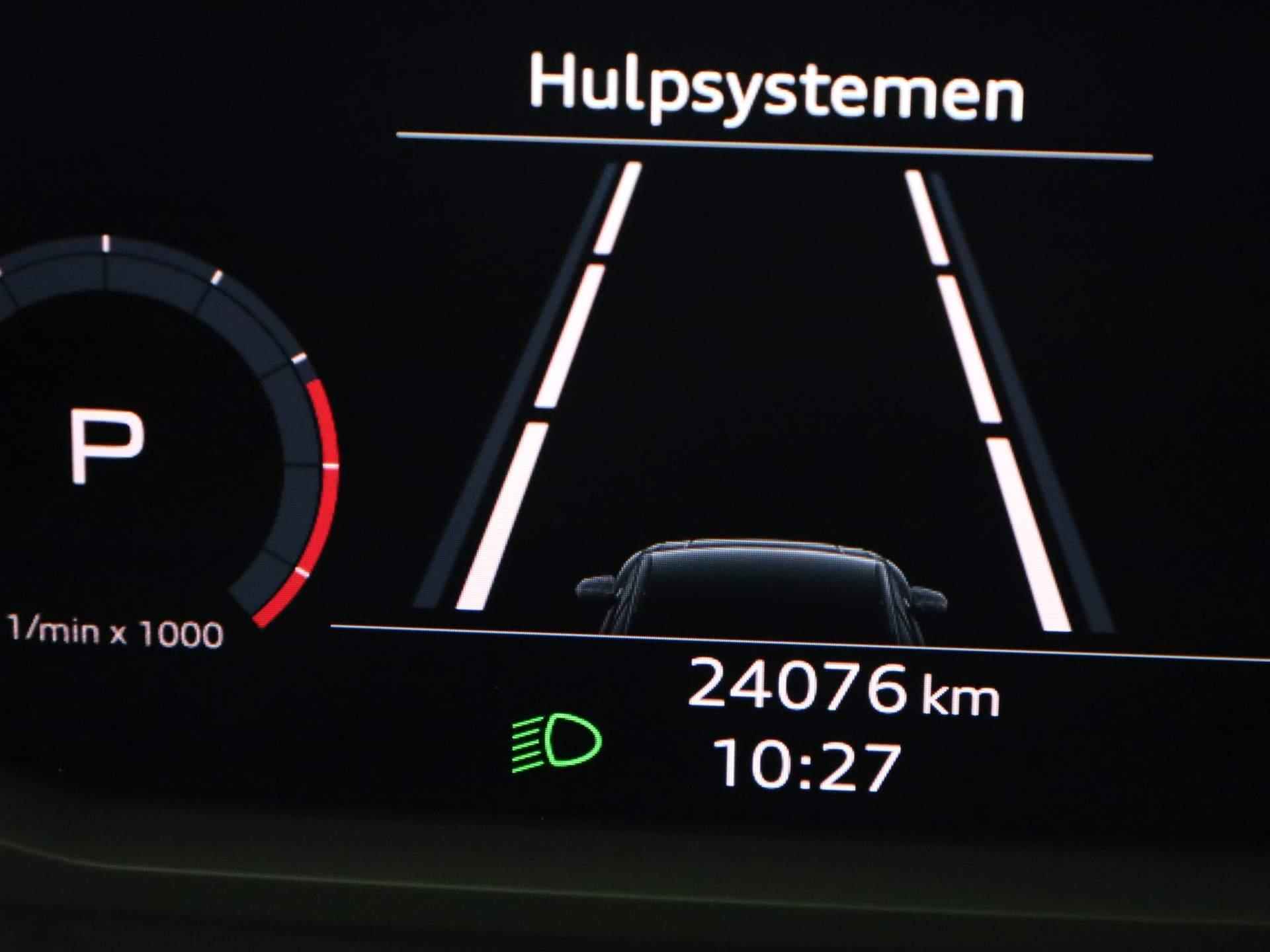 Audi Q3 35 TFSI/150PK · Trekhaak · Parkeersensoren · Stoelverwarming - 15/42