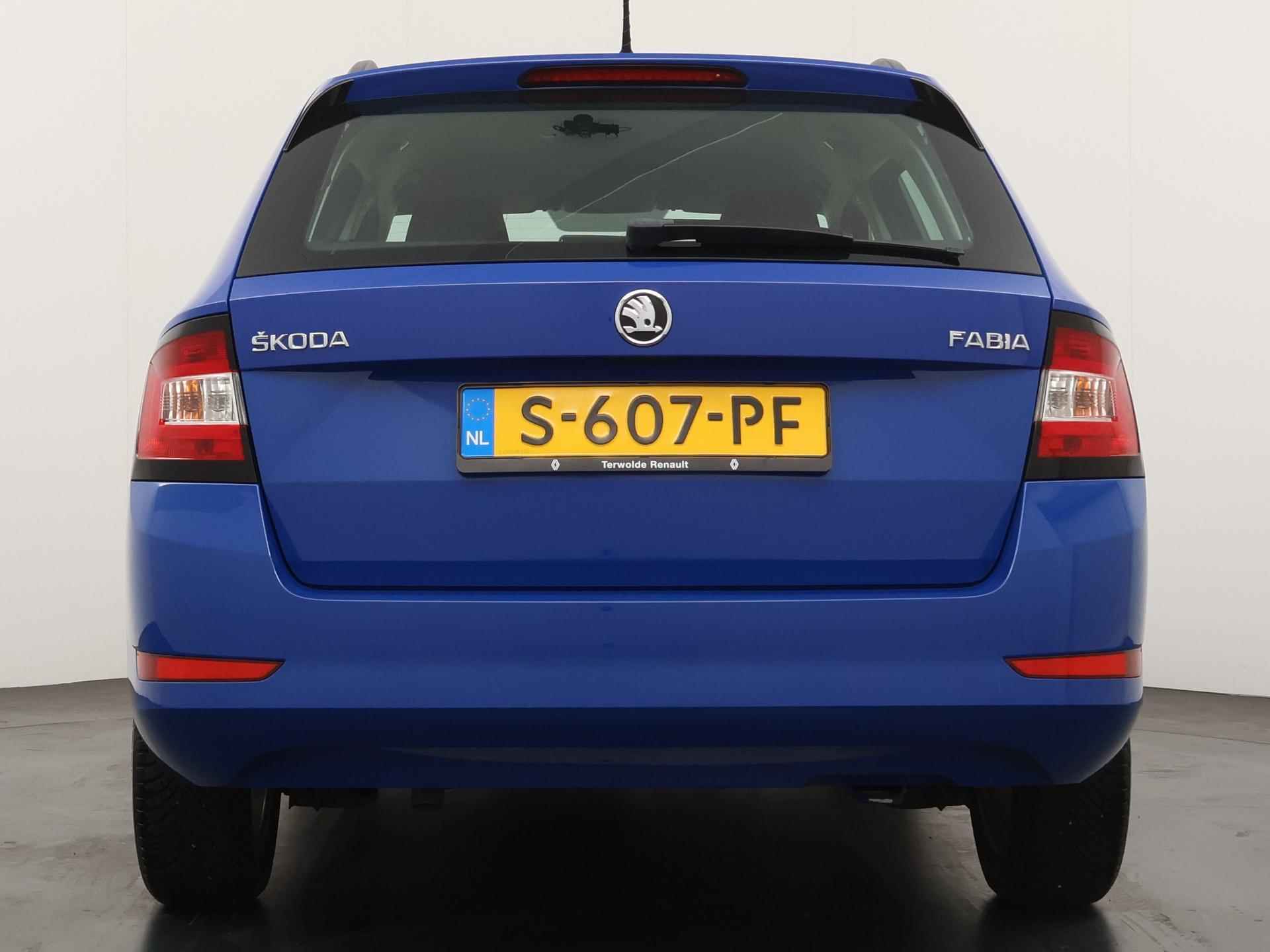 Skoda Fabia Combi 1.0 TSI Ambition - 5/28