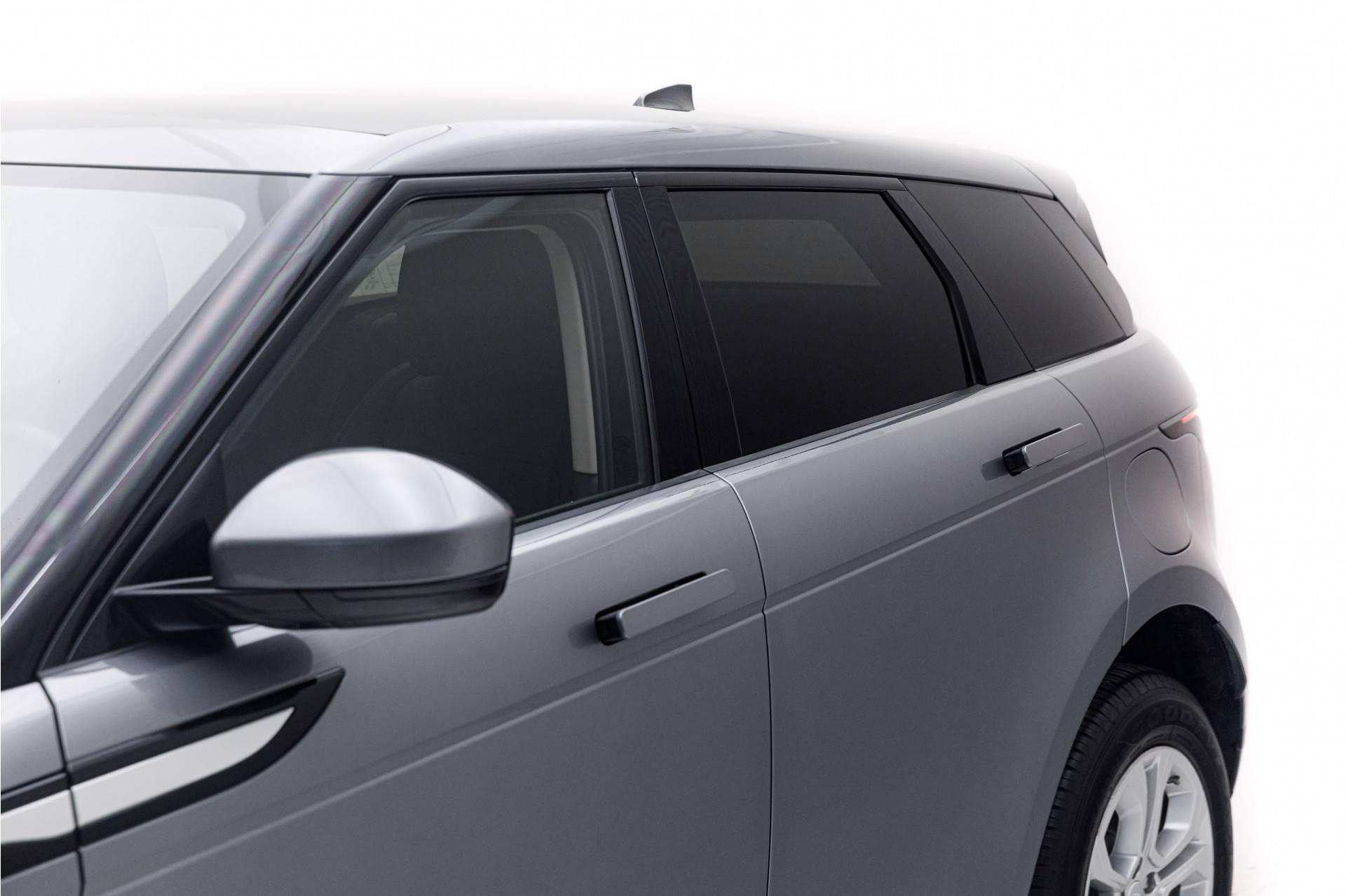 Land Rover Range Rover Evoque P300e S Panoramadak | Privacy Glass | Elektrische achterklep - 27/36