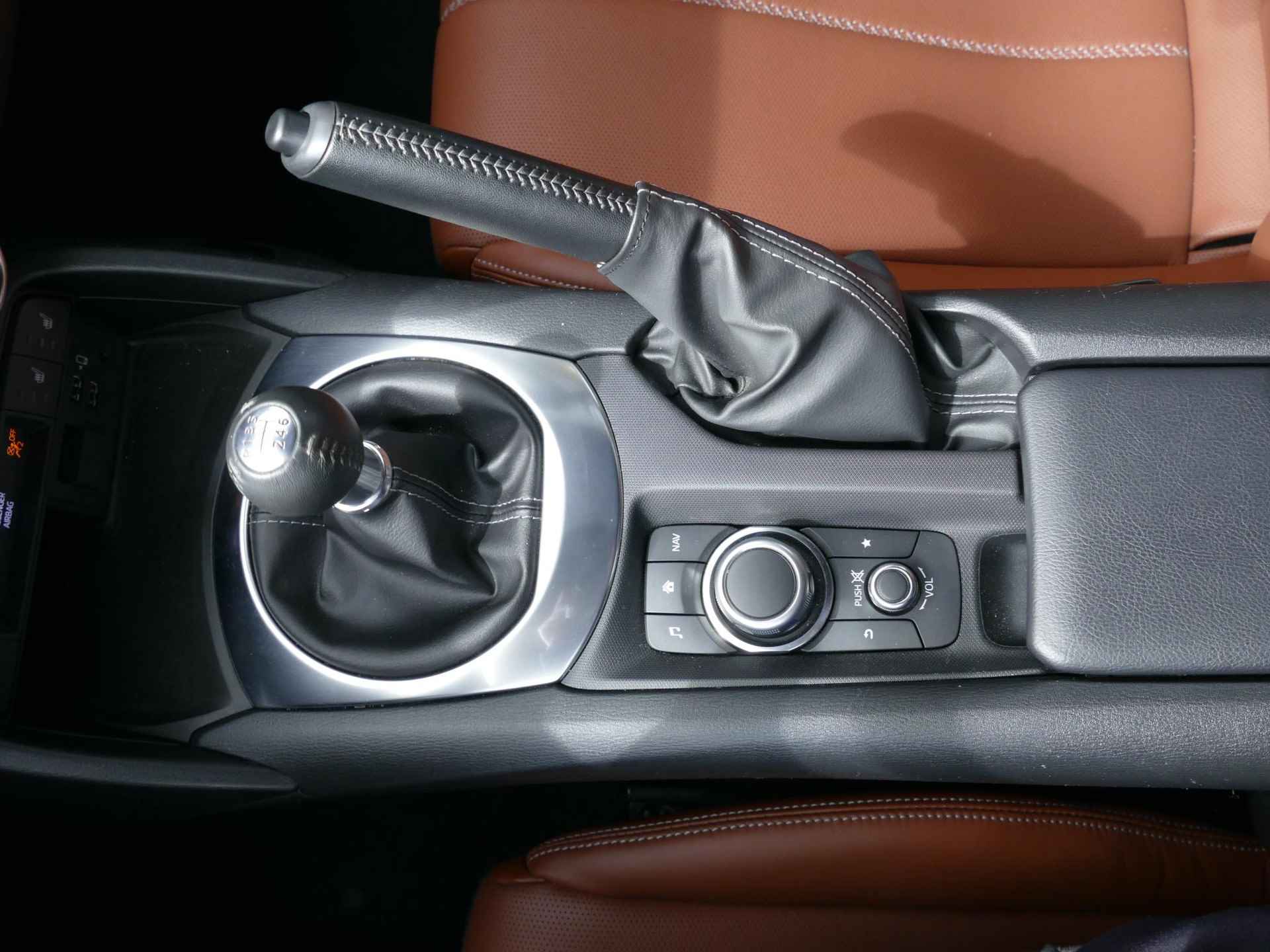 Mazda MX-5 1.5 SkyActiv-G 132 Luxury | Bruin Leder | Unieke Kleur | RIJKLAARPRIJS! - 19/25