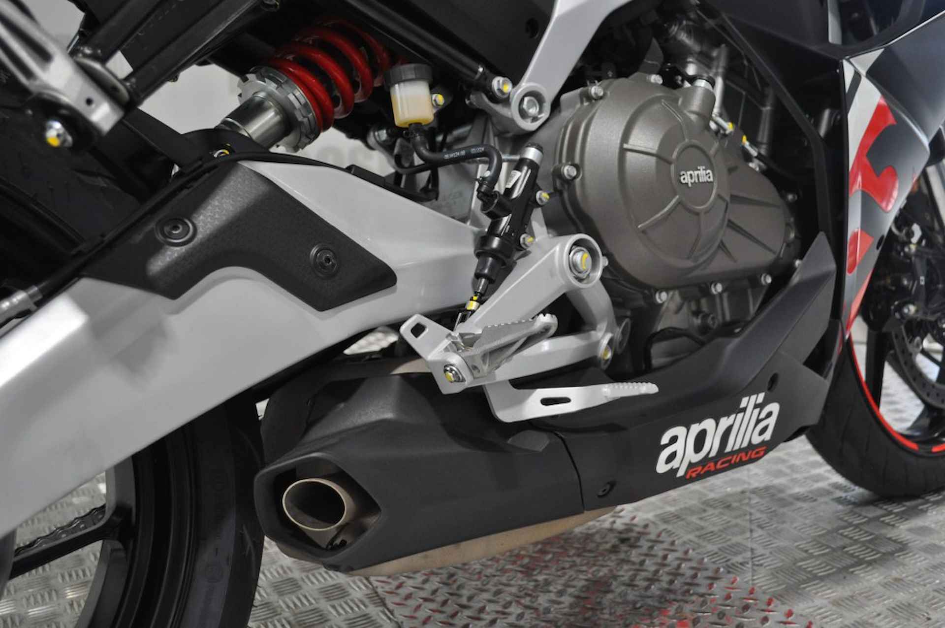 APRILIA Rs 457 A2 RIJBEWIJS   ( 35 KW ) - 6/20