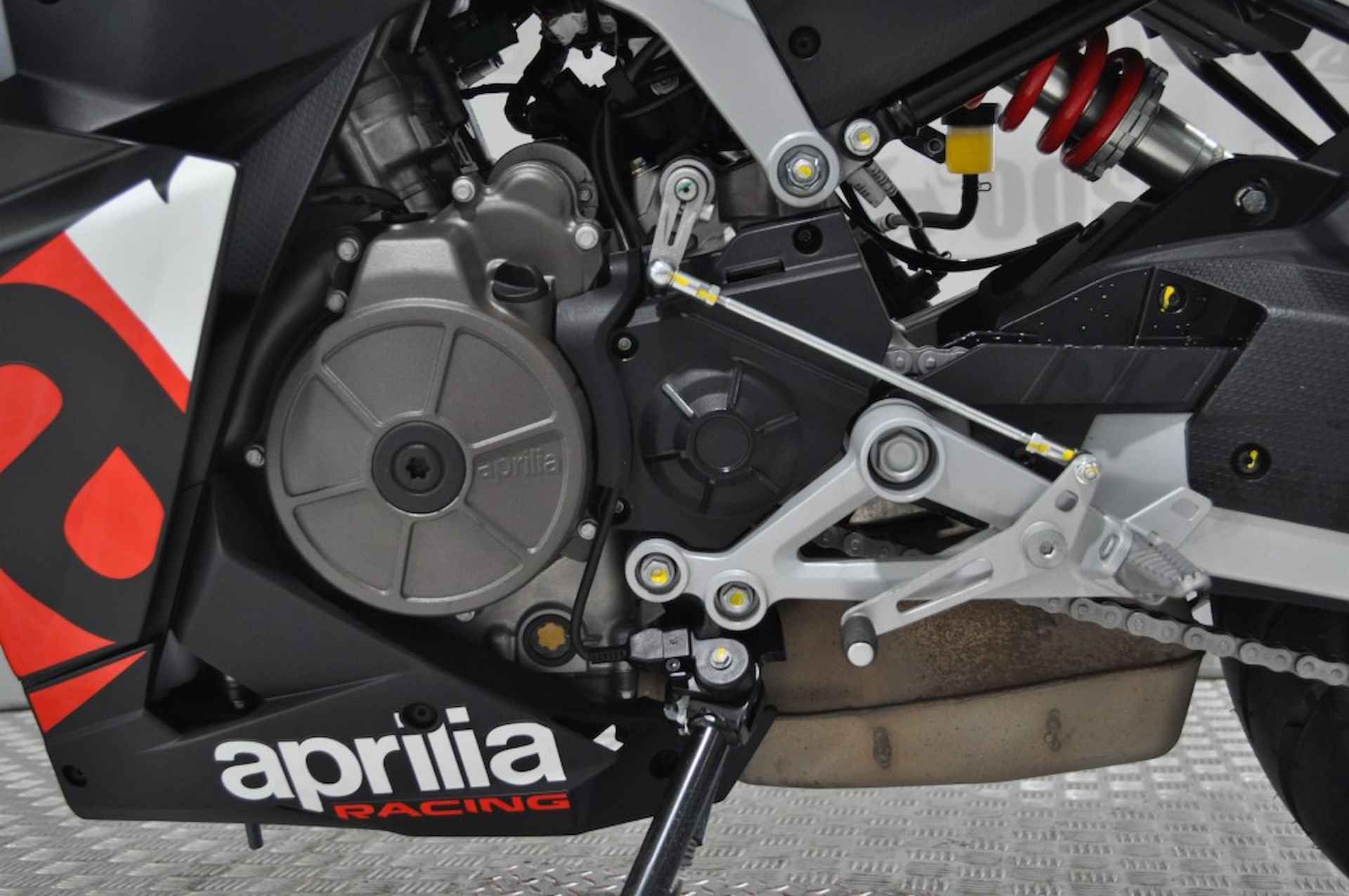 APRILIA Rs 457 A2 RIJBEWIJS   ( 35 KW ) - 13/20