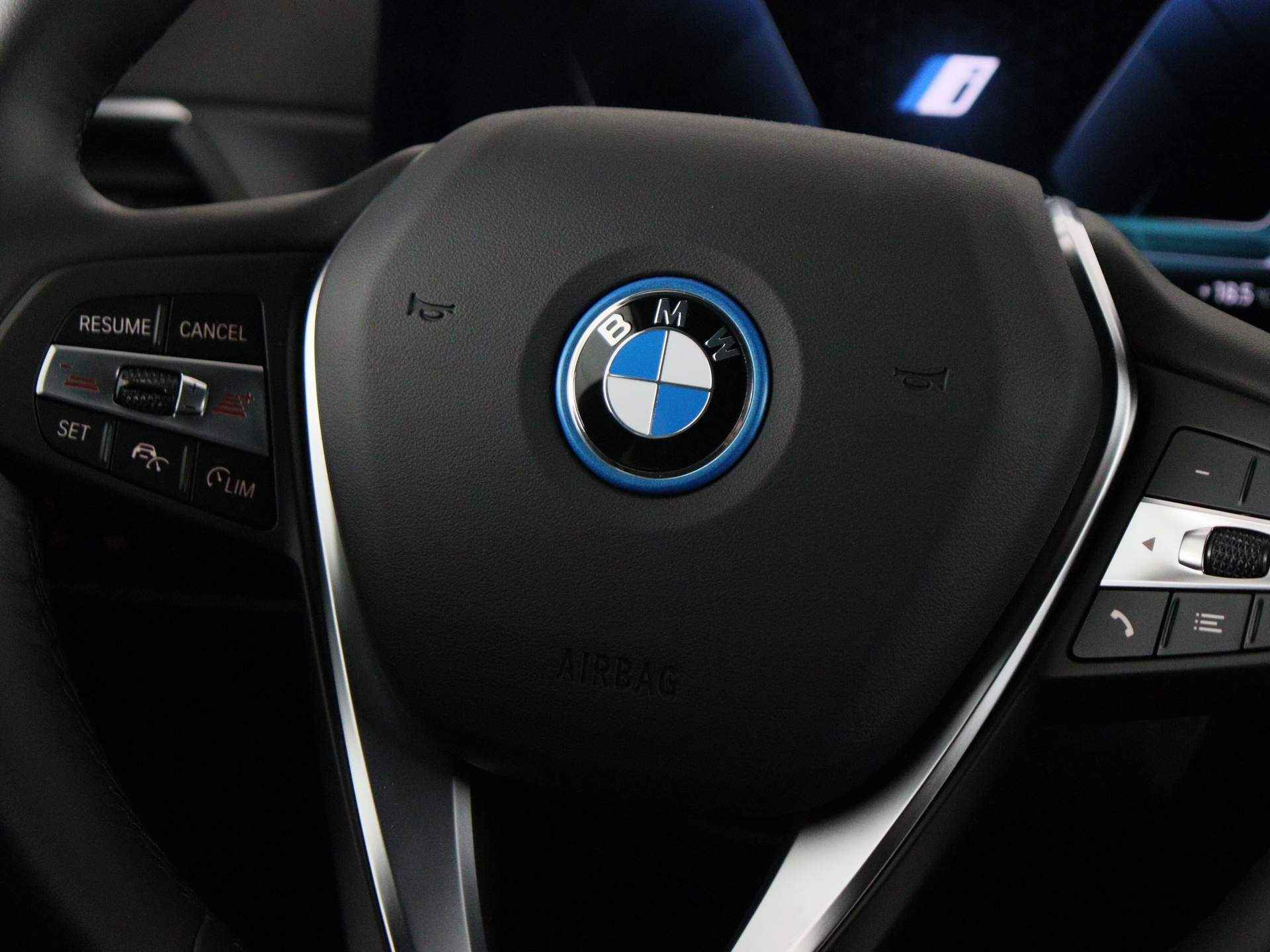 BMW i4 eDrive40 High Executive - 4/26