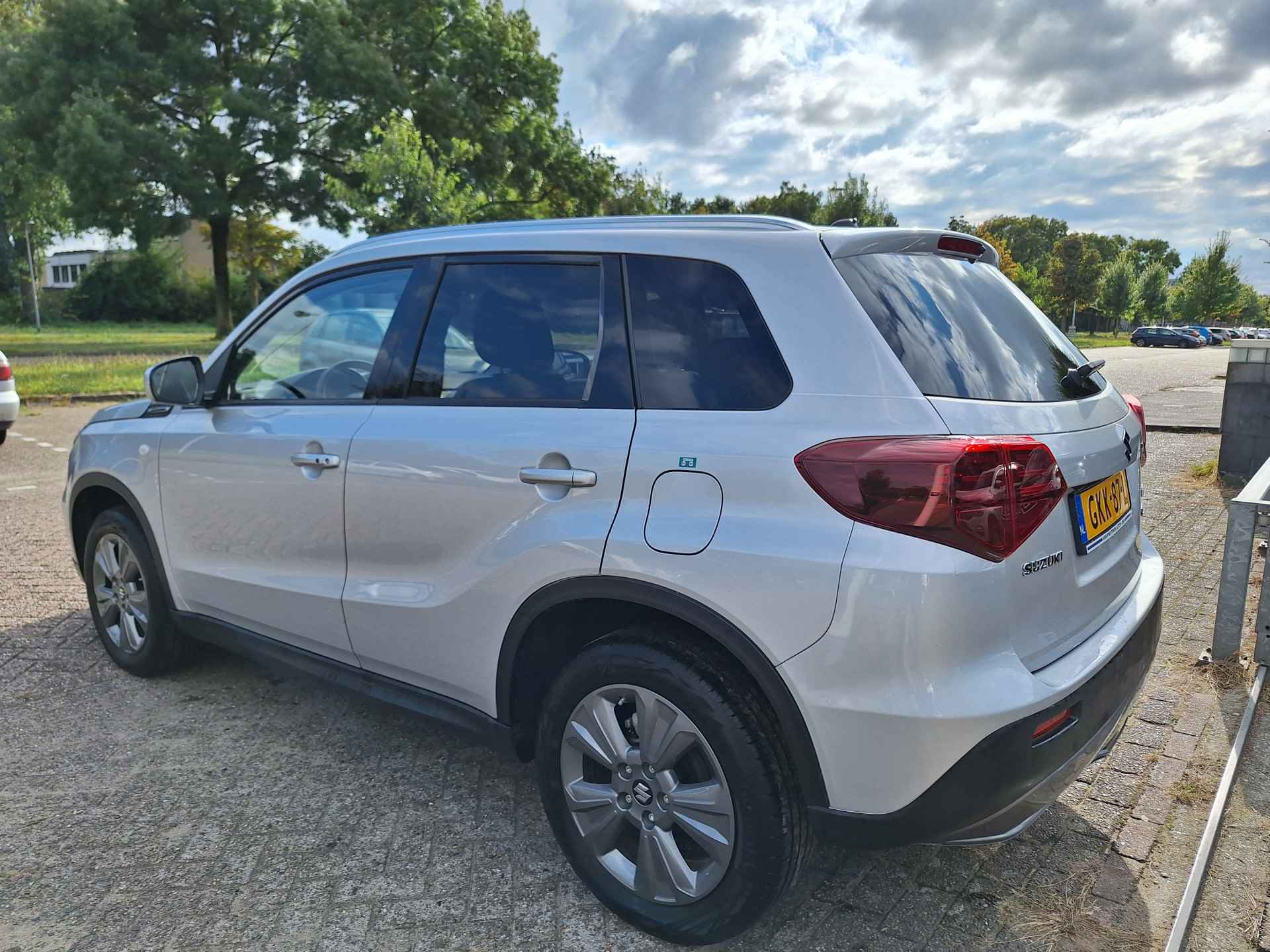 Suzuki Vitara 1.5 Hybrid Select - 3/12