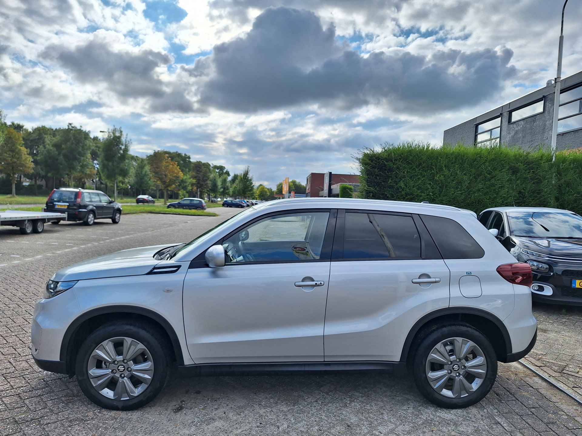 Suzuki Vitara 1.5 Hybrid Select - 7/12