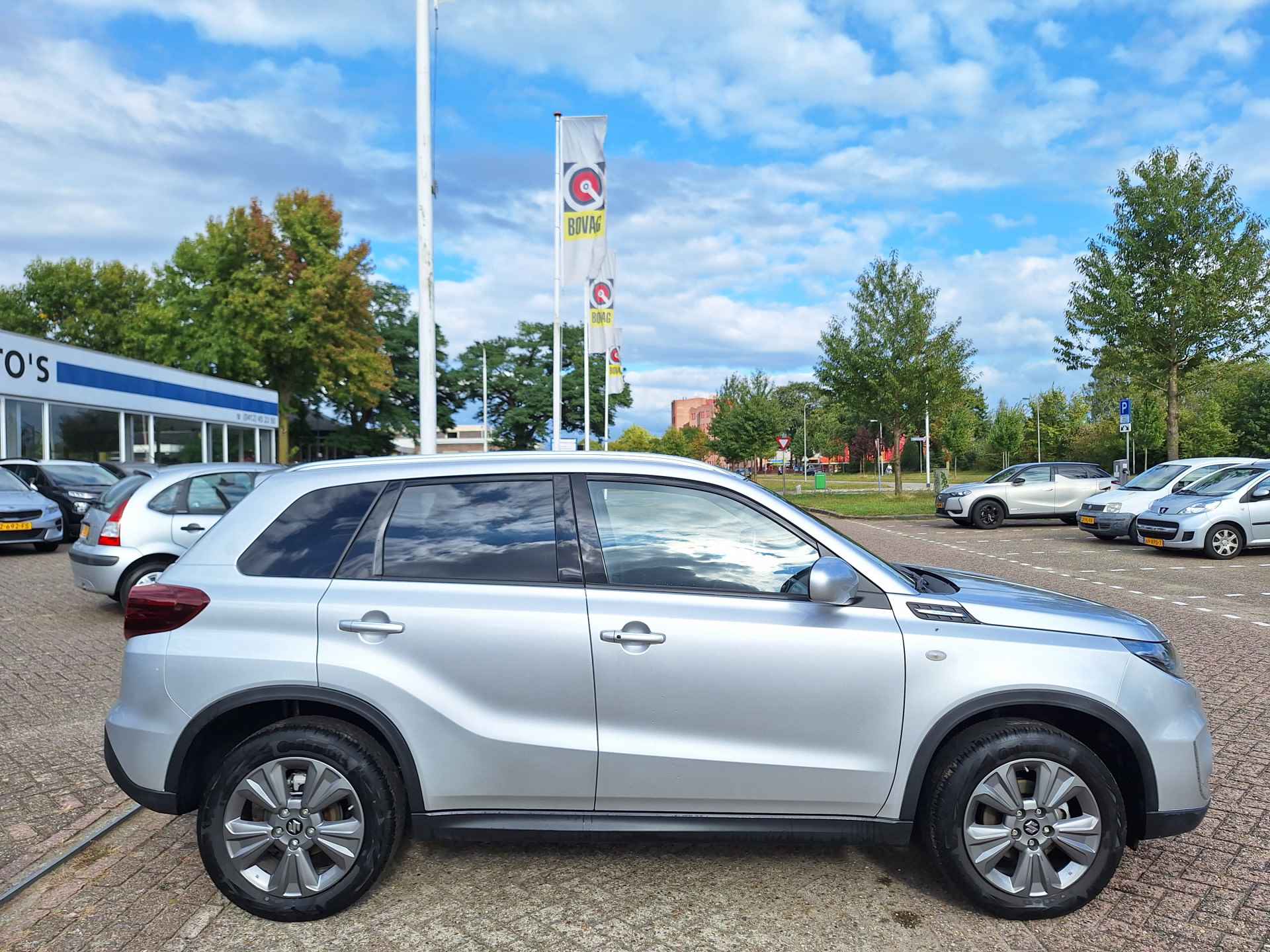 Suzuki Vitara 1.5 Hybrid Select - 8/12