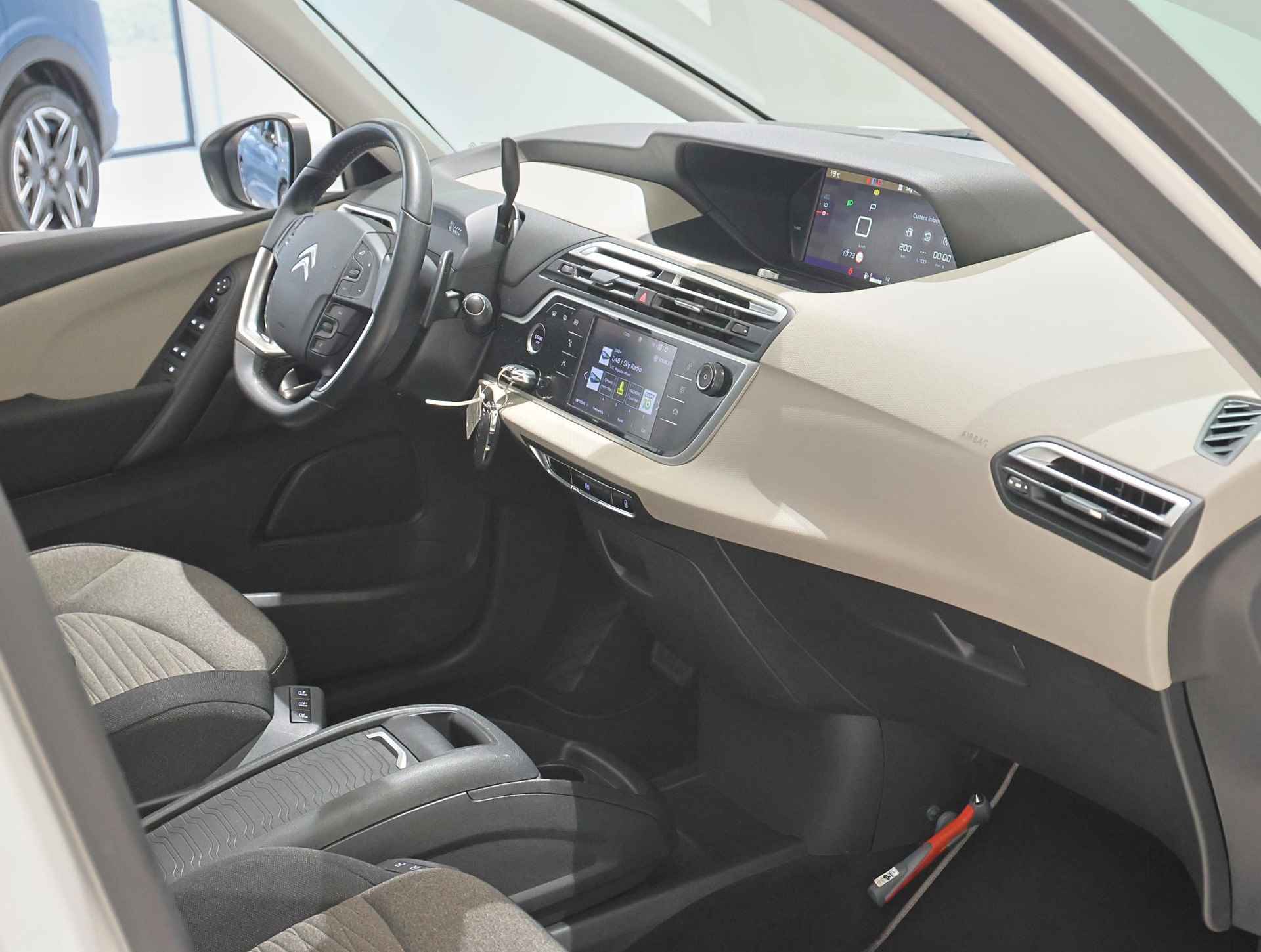 Citroen Grand C4 SpaceTourer 130 pk Business | 7-persoons | Massagestoelen | Navigatie | Adaptive cruise control - 6/43