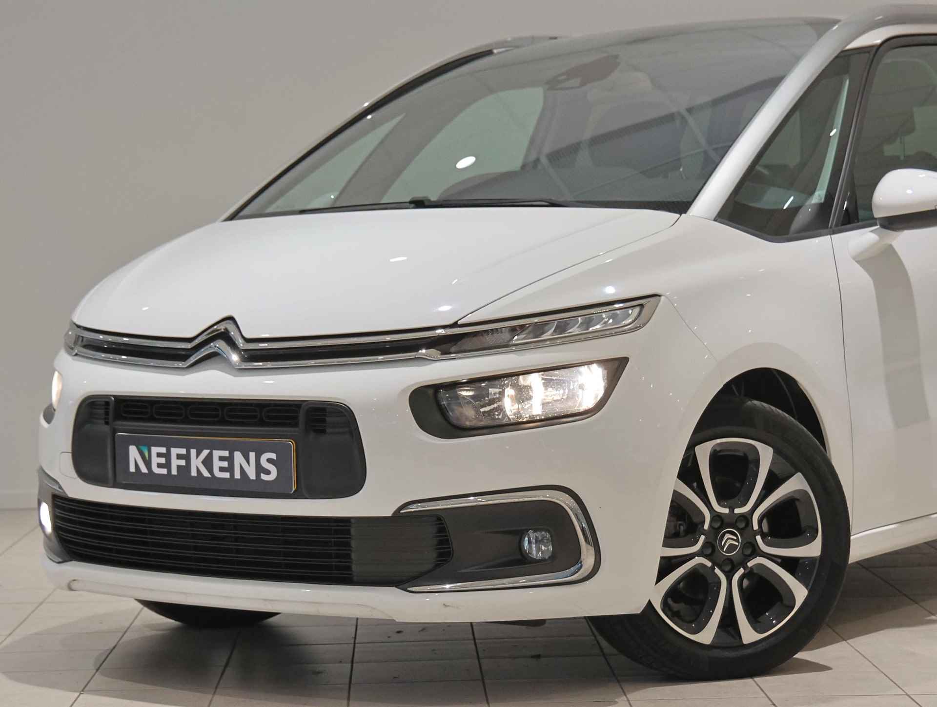 Citroen Grand C4 SpaceTourer 130 pk Business | 7-persoons | Massagestoelen | Navigatie | Adaptive cruise control - 40/43