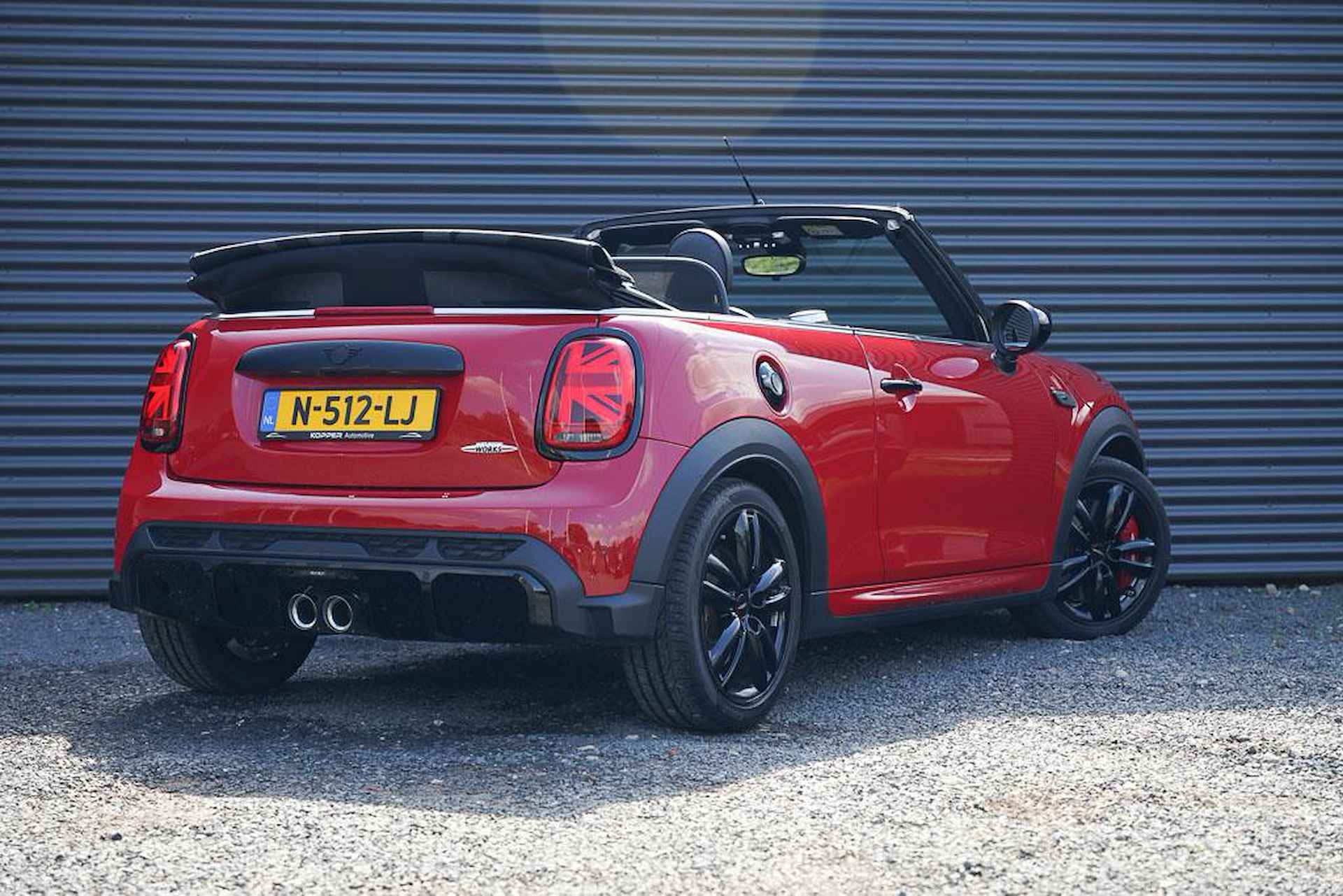 Mini Cabrio 2.0 John Cooper Works / 231 PK / NP 62731 / NL Auto / F1 Aut / HUD - 4/61