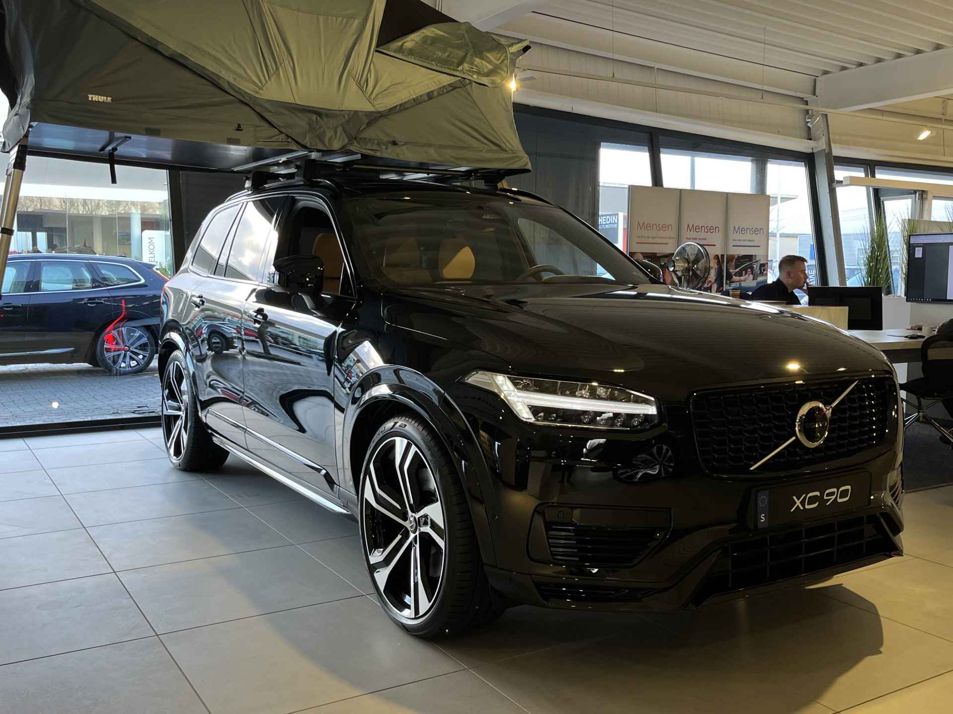 Volvo XC90 2.0 T8 Plug-in hybrid AWD Ultra Dark | 21 of 22" Lichtmetalen velgen | Edition Pack | Gelamineerde zijruiten en achterruit | Ach - 4/26