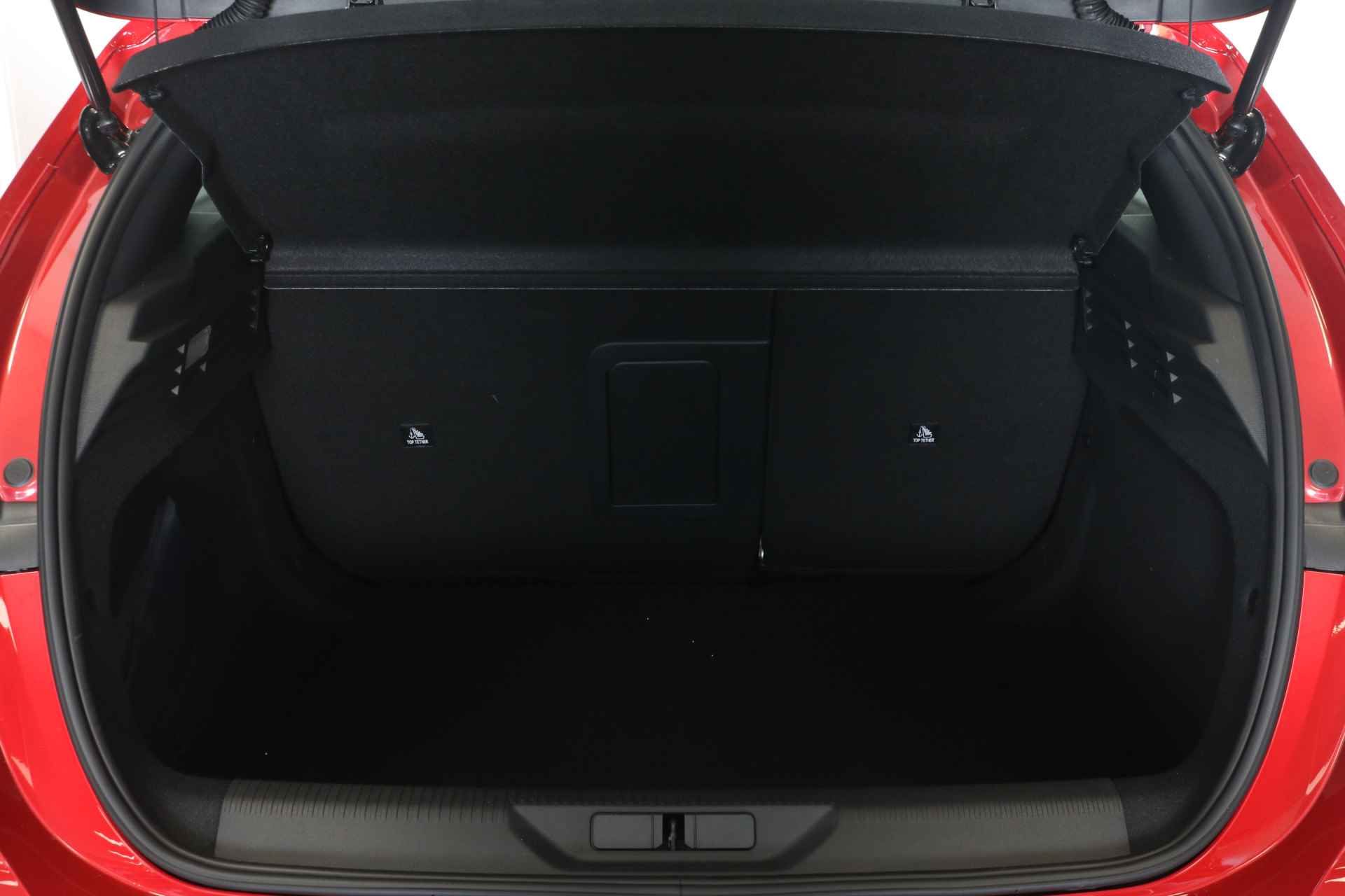 Peugeot 308 1.2 130PK Active Pack Business Automaat | Navi | Clima | Cruise | AGR-Stoelen | Trekhaak | Extra trekgewicht | 16" Lichtmetaal | - 41/43
