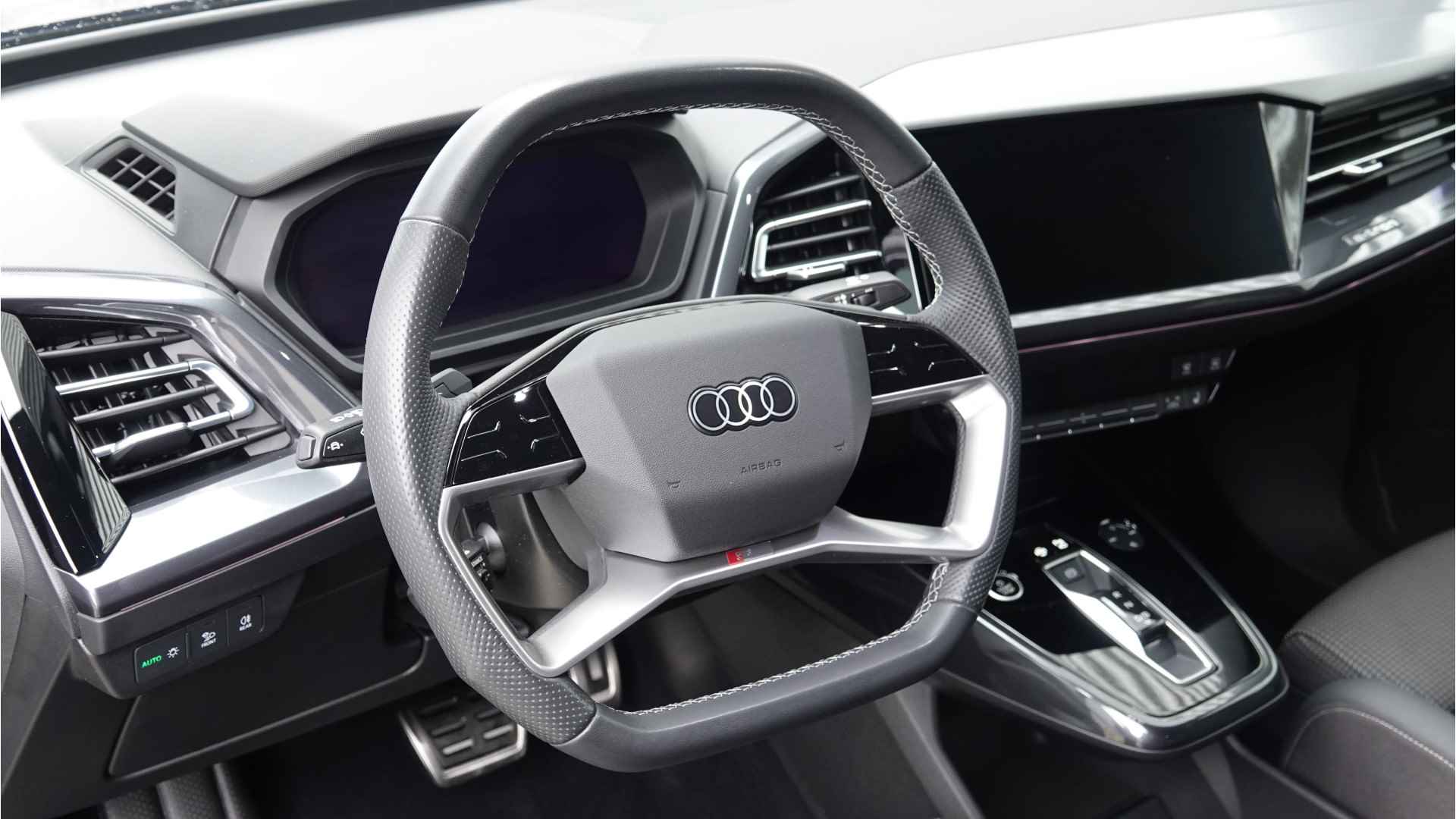 Audi Q4 Sportback e-tron 40 S edition 77 kWh | S-Line | Led | Nieuwstaat | Dynamic Pakket | Sfeerverlichting | - 27/36