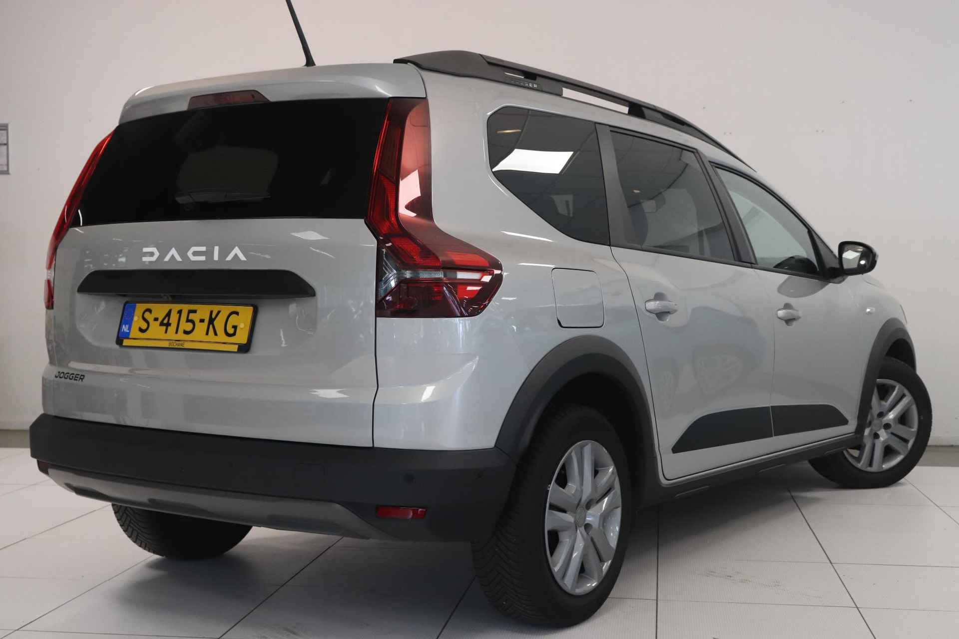 Dacia Jogger 1.0 TCe 110 Expression 7p. | 7-persoons | Navigatie | Achteruitrijcamera | - 3/31