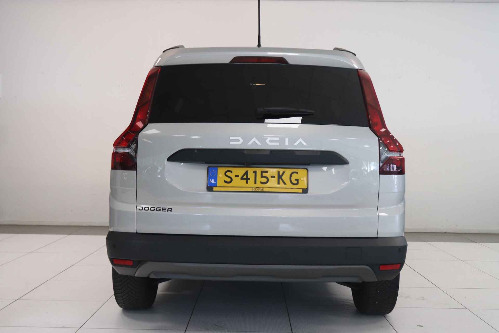 Dacia Jogger 1.0 TCe 110 Expression 7p. | 7-persoons | Navigatie | Achteruitrijcamera | - 16/31