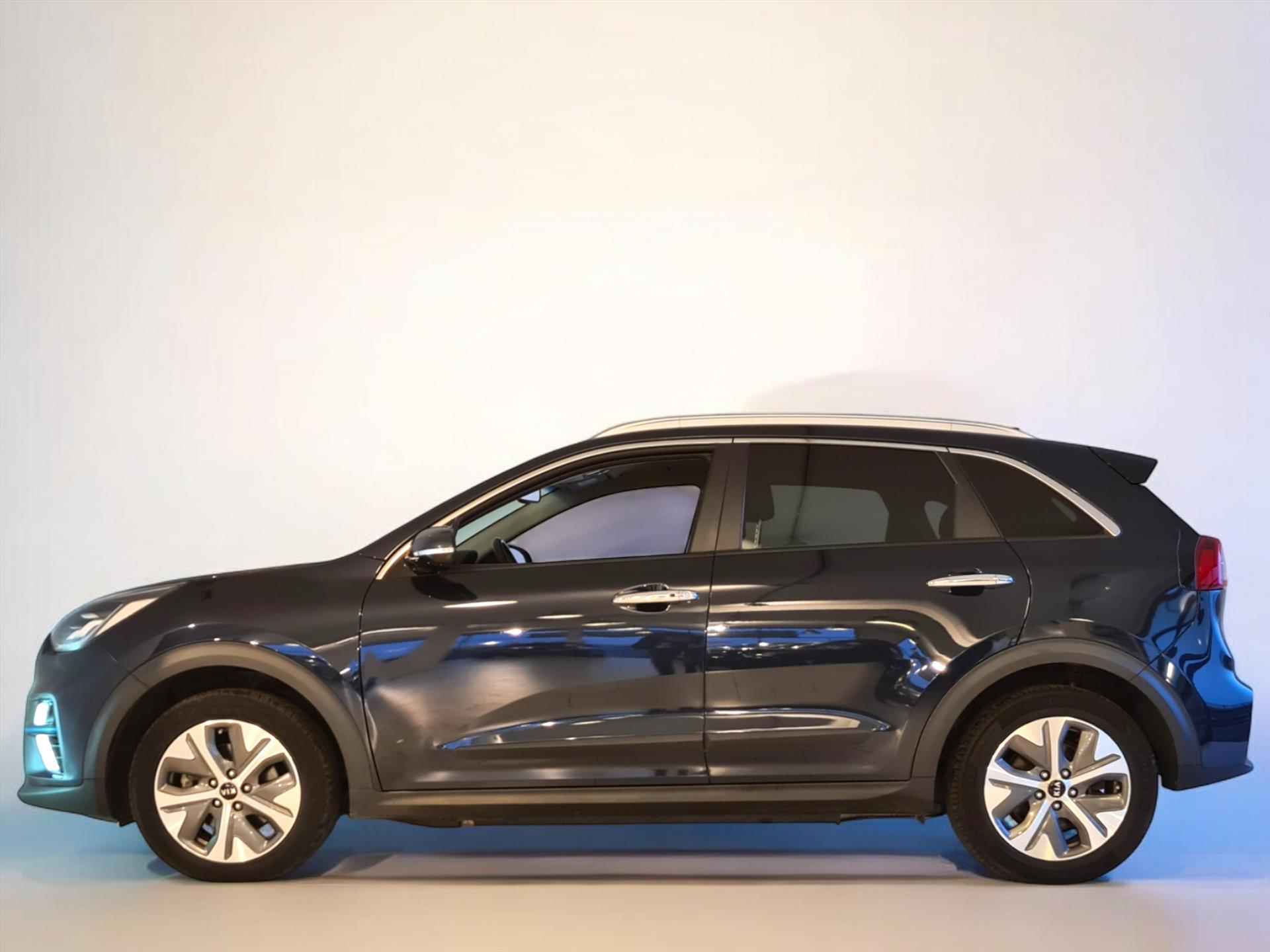 KIA e-Niro Elektrisch 204pk ExecutiveLine 64 kWh AUTOMAAT LED NAVI LEDER WINTERPACK - 5/36