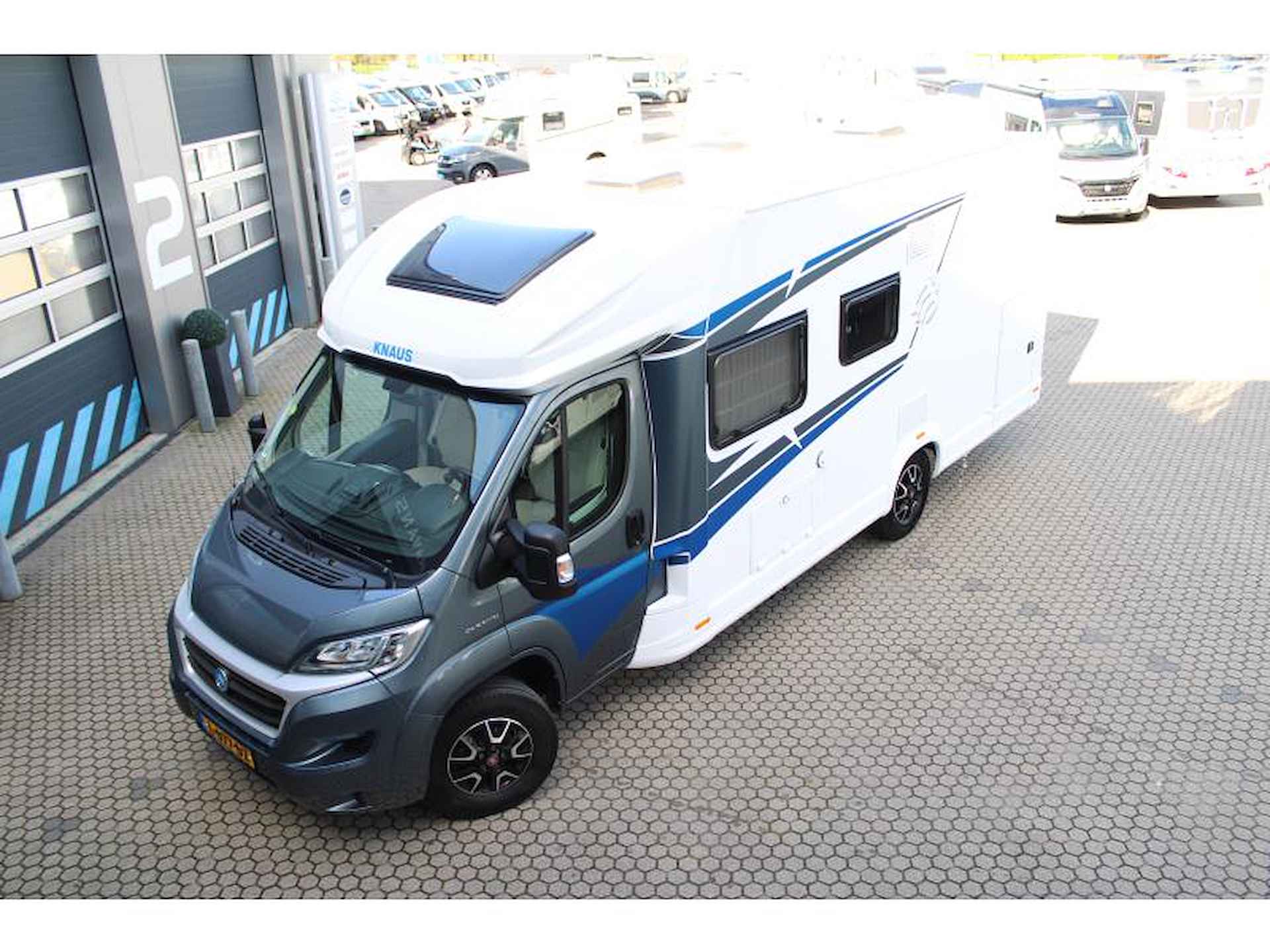 Knaus L!ve Wave 700 MEG Trekhaak Navi Fietsrek - 25/25