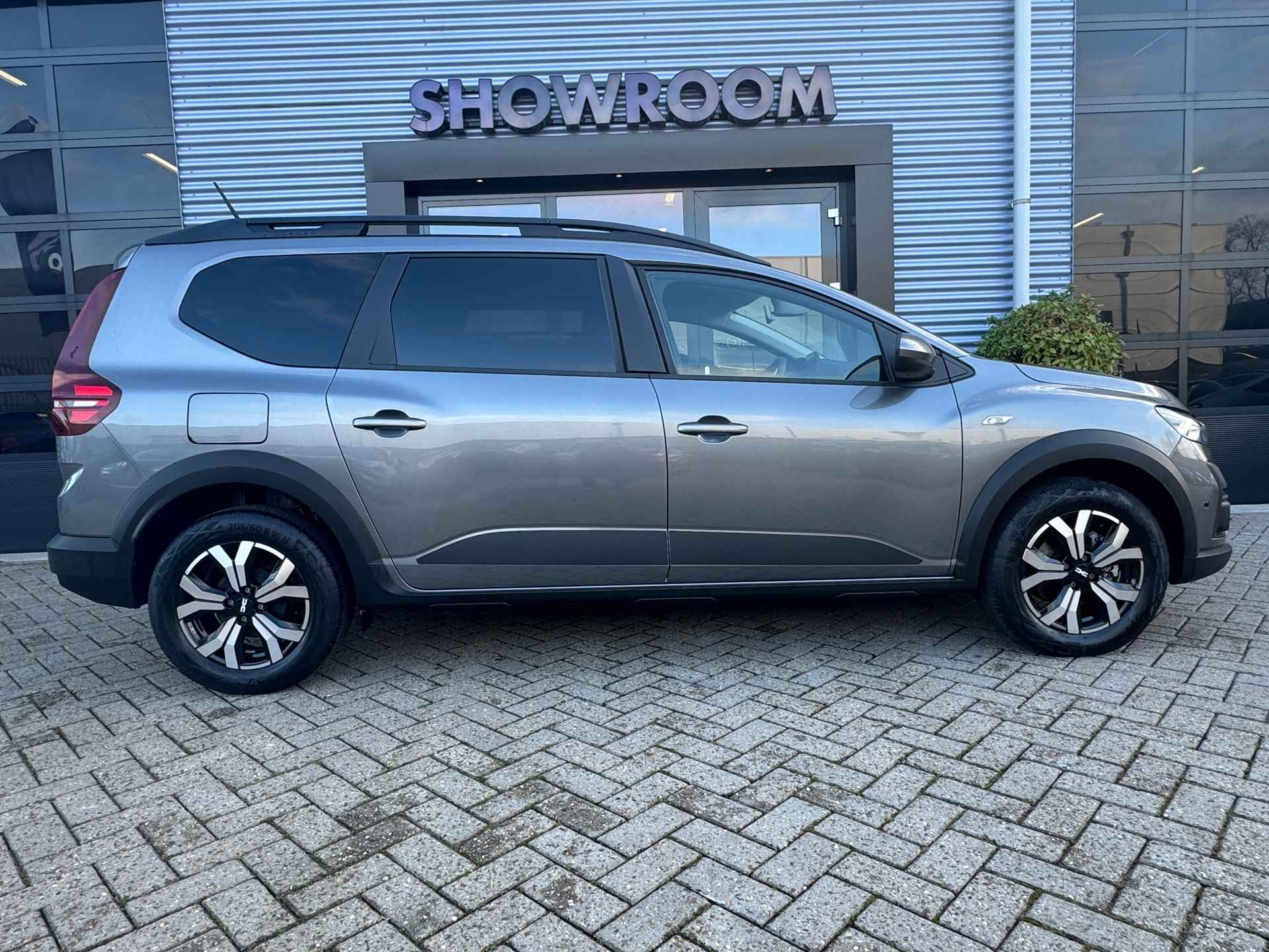 Dacia JOGGER 1.6 Hybrid 140 Automaat Expression Applecarplay|Stoelverwarming|Navi|Cruisecontrol|PDC|Camera| - 15/35