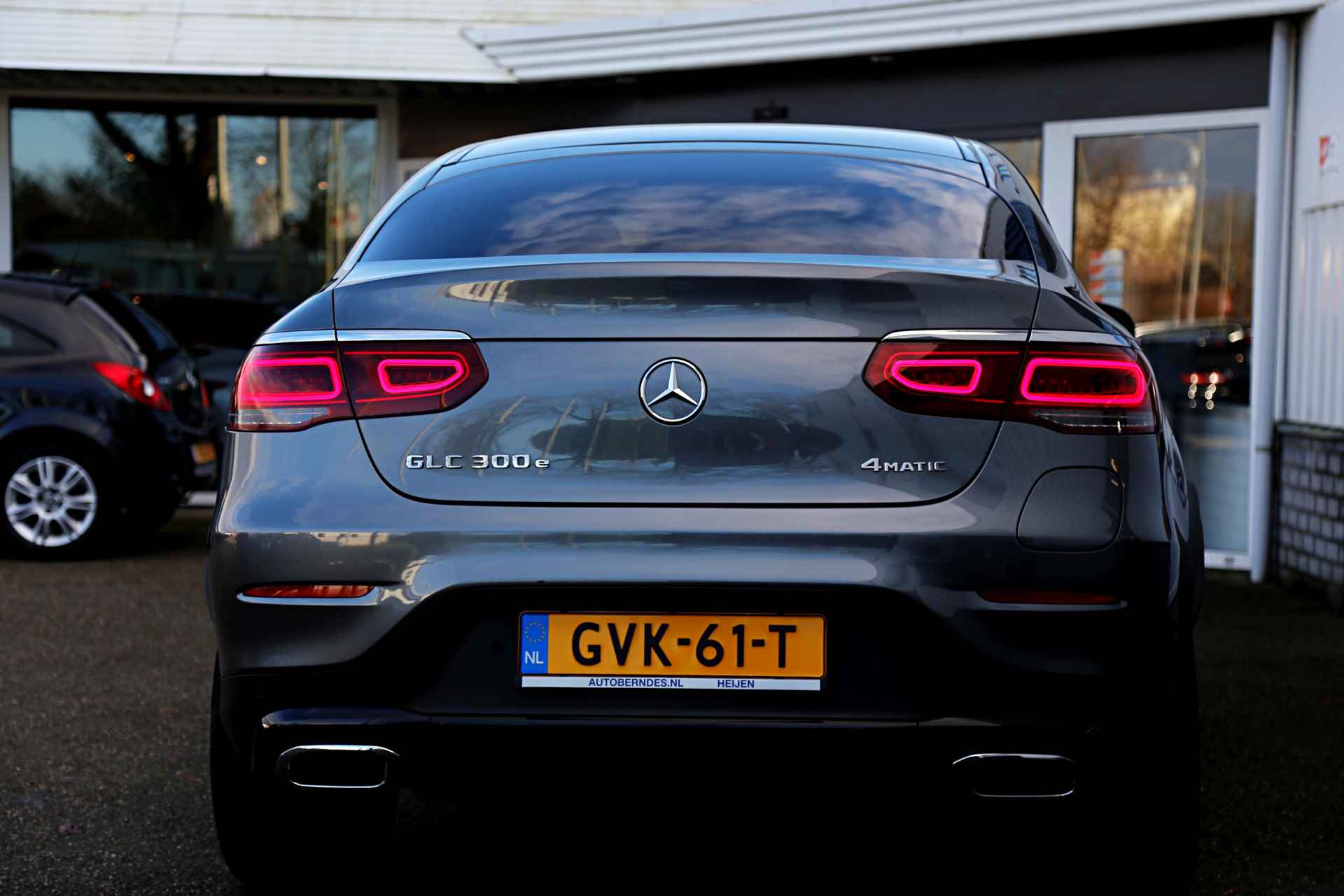 Mercedes-Benz GLC Coupé 300e 4MATIC AMG Plug in Hybride PHEV 9G-Aut.*BTW*Perfect MB Onderh.*1ste Eig.*AMG Ext/int/Sport Leder/Stoelverw./Navi/LED/ - 21/60