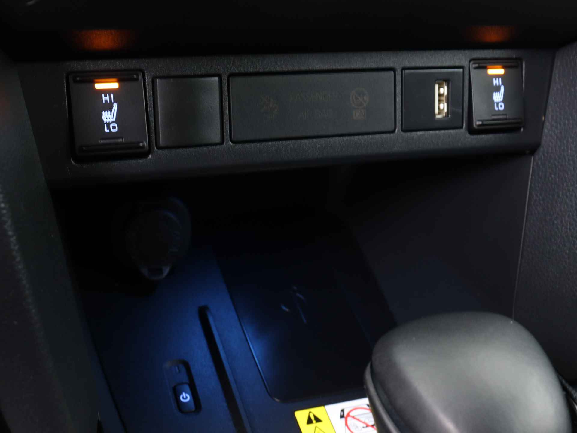 Toyota Yaris Cross 1.5 Hybrid Adventure Limited | Winter Pack | Cloud Navigatie | - 41/42