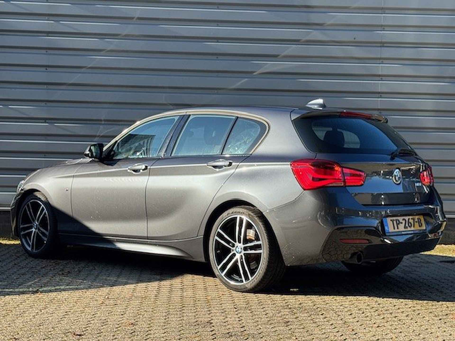 BMW 1-Serie (f20) 118i M-SPORT Corporate Lease Ex. | Automaat | Sportstoelen | Leder | Navigatie | LED koplampen | - 6/31