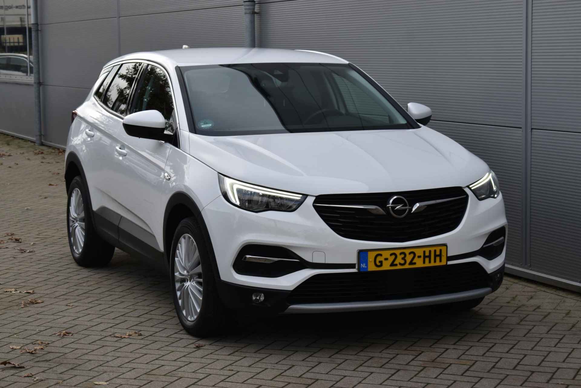 Opel Grandland X 1.2 Turbo Innovation CAMERA / SENSOREN / NAVI - 2/38