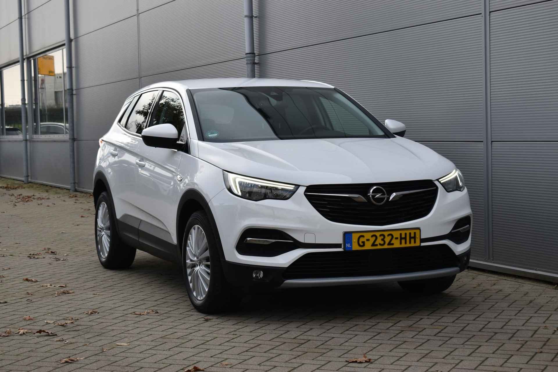 Opel Grandland X 1.2 Turbo Innovation CAMERA / SENSOREN / NAVI - 3/38