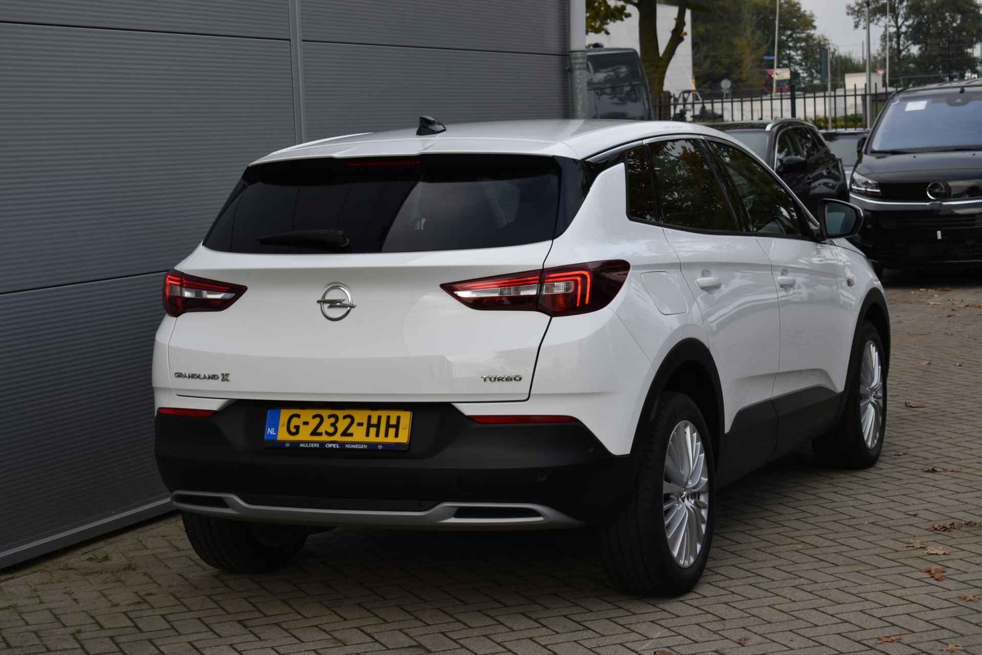 Opel Grandland X 1.2 Turbo Innovation CAMERA / SENSOREN / NAVI - 6/38