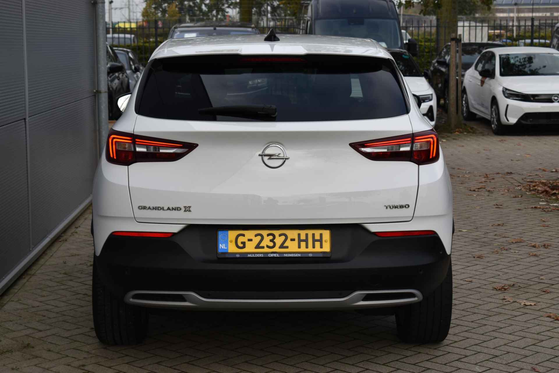 Opel Grandland X 1.2 Turbo Innovation CAMERA / SENSOREN / NAVI - 7/38