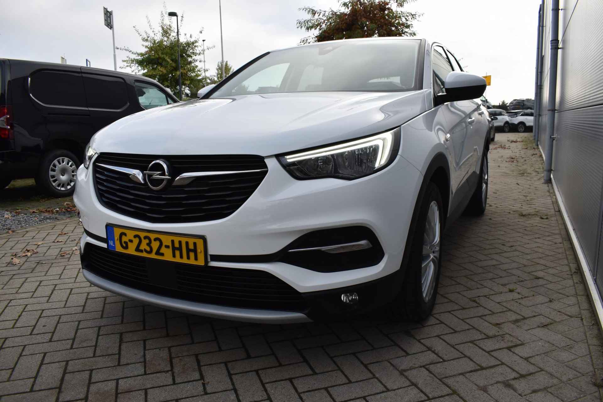 Opel Grandland X 1.2 Turbo Innovation CAMERA / SENSOREN / NAVI - 8/38