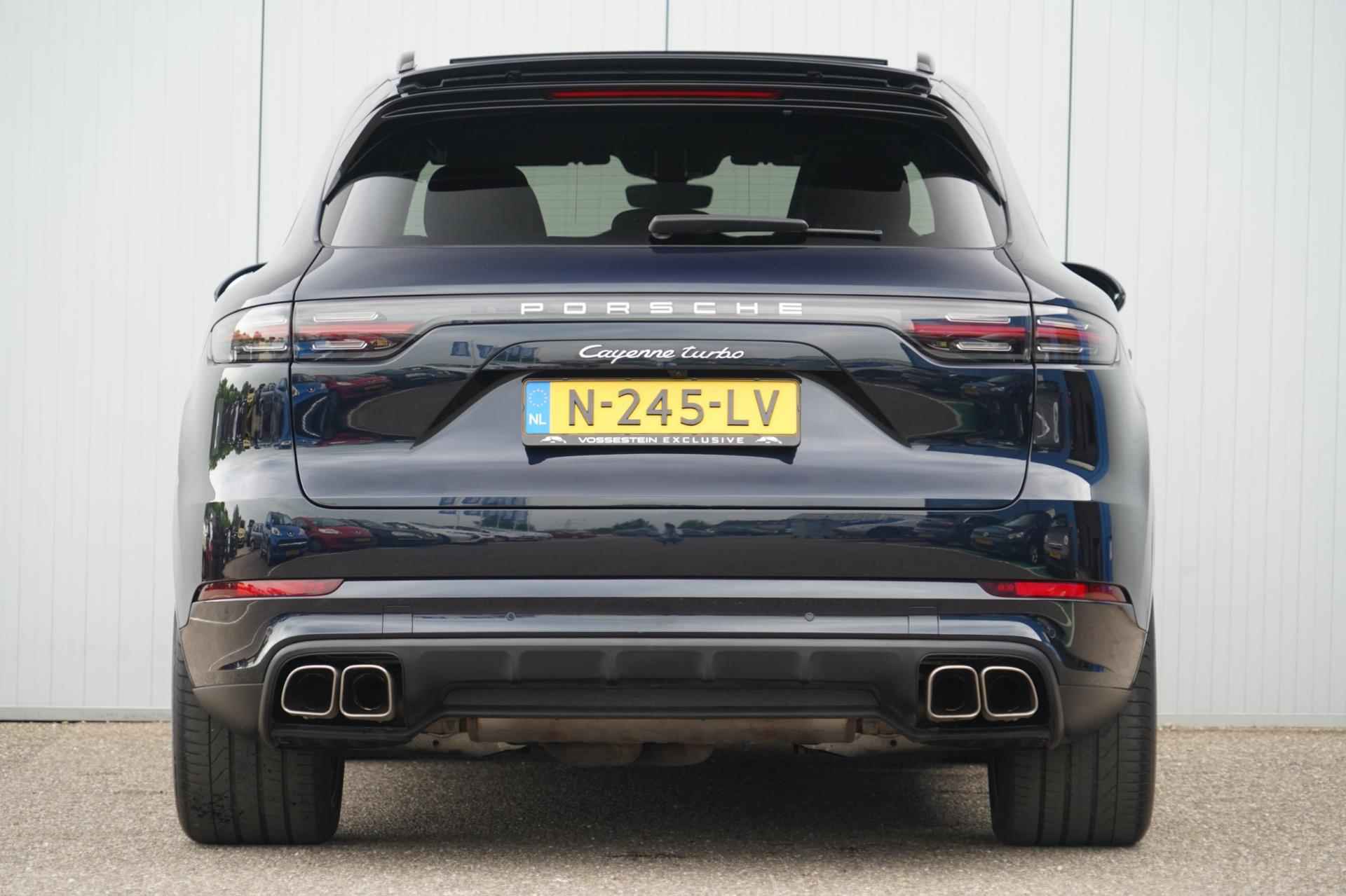 Porsche Cayenne 4.0 Turbo / 550 PK / Sport Chrono / Pano / Side assist / PDCC / Nw. Prijs 235k / 360 camera - 42/62