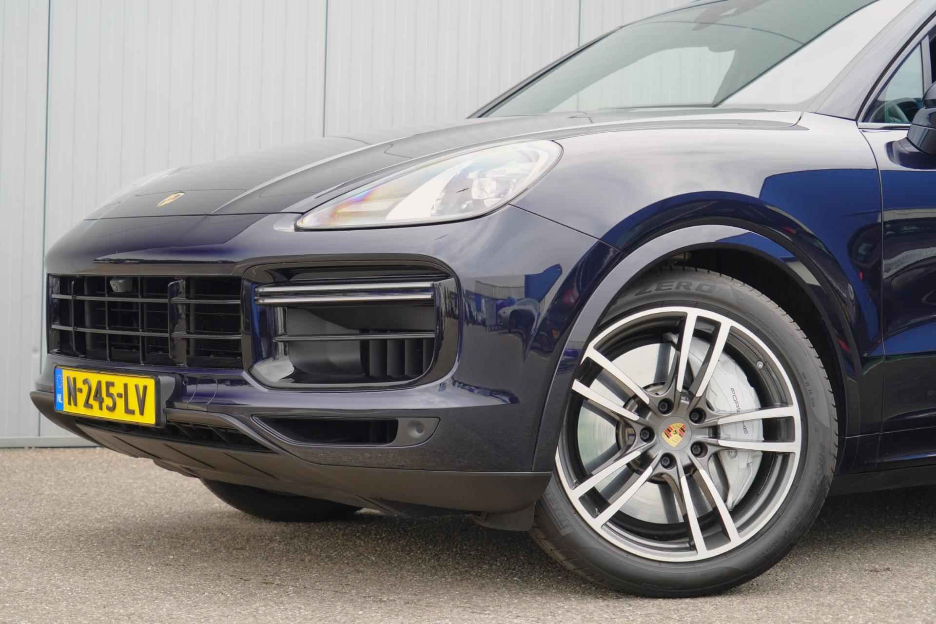 Porsche Cayenne 4.0 Turbo / 550 PK / Sport Chrono / Pano / Side assist / PDCC / Nw. Prijs 235k / 360 camera - 43/62