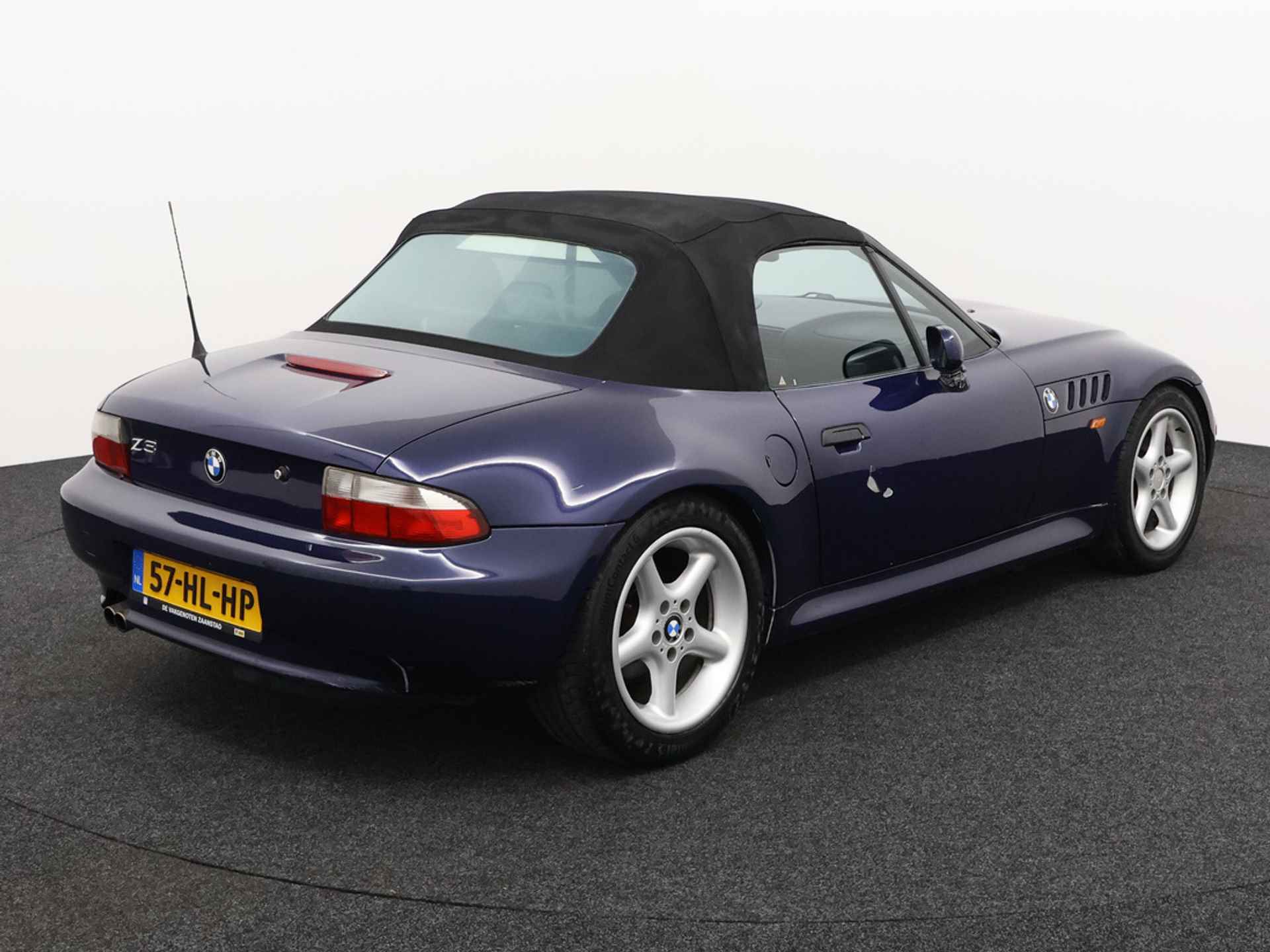 BMW Z3 Roadster 2.8 liter 6-Cylinder widebody 194 pk 6 cyl leer airco lmvelg cabrio de prijs is super scherp voor een 2.8 6-cyl  !! wel 2 delen spuiten !! - 6/20