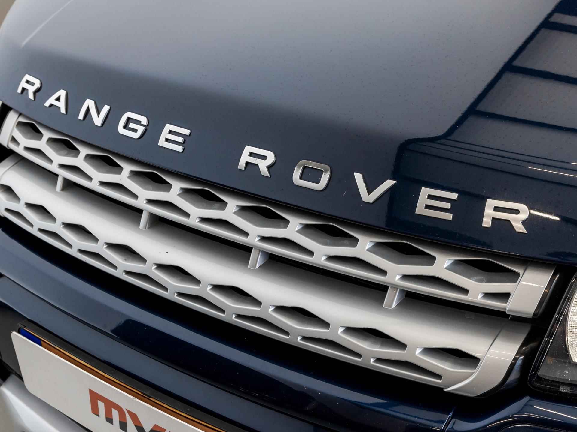 Land Rover Range Rover Evoque 2.0 Si 4WD Prestige / 241pk / Panoramadak / Achteruitrijcamera / Meridian - 15/41
