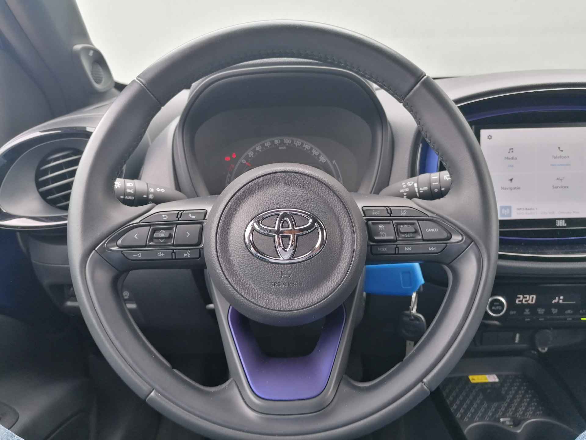 Toyota Aygo X 1.0 VVT-i MT envy | CAMERA | NAVI | JBL | FABRIEKSGARANTIE | Wij bieden ook financiering mogelijkheden aan. - 16/30