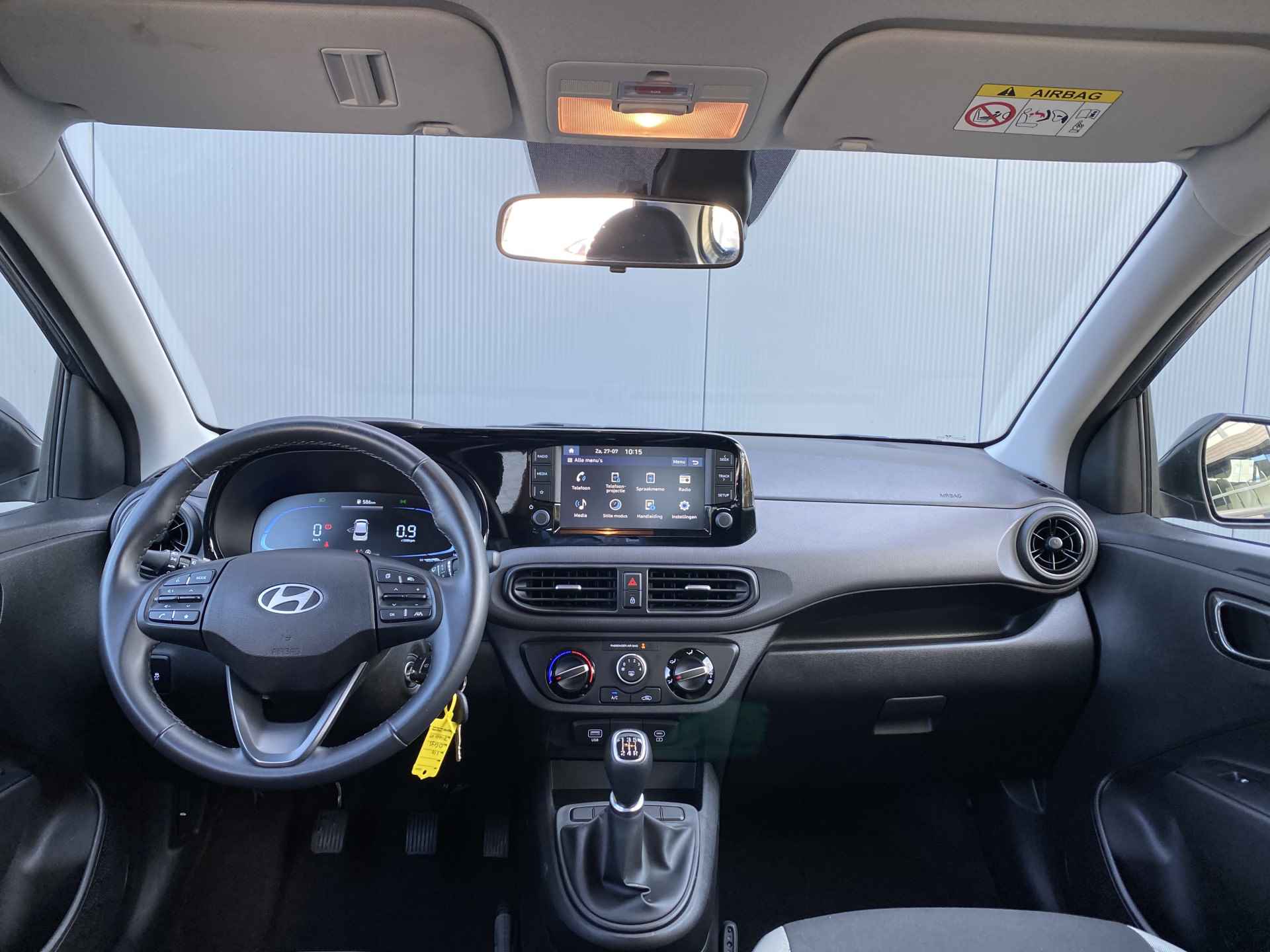 Hyundai i10 1.0 67pk Comfort Two-Tone Facelift | LED | Airco | Carplay | Navigatie | Bluetooth | Cruisecontrol | 1e Eigenaar - 17/19