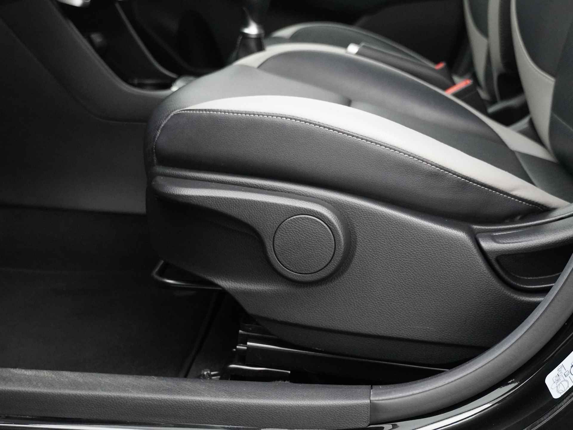 Kia Picanto 1.0 CVVT Design Edition - Navigatie - Apple CarPlay / Android Auto - Cruise Control - Climate Control - Fabrieksgarantie tot 11-2025 - 21/48